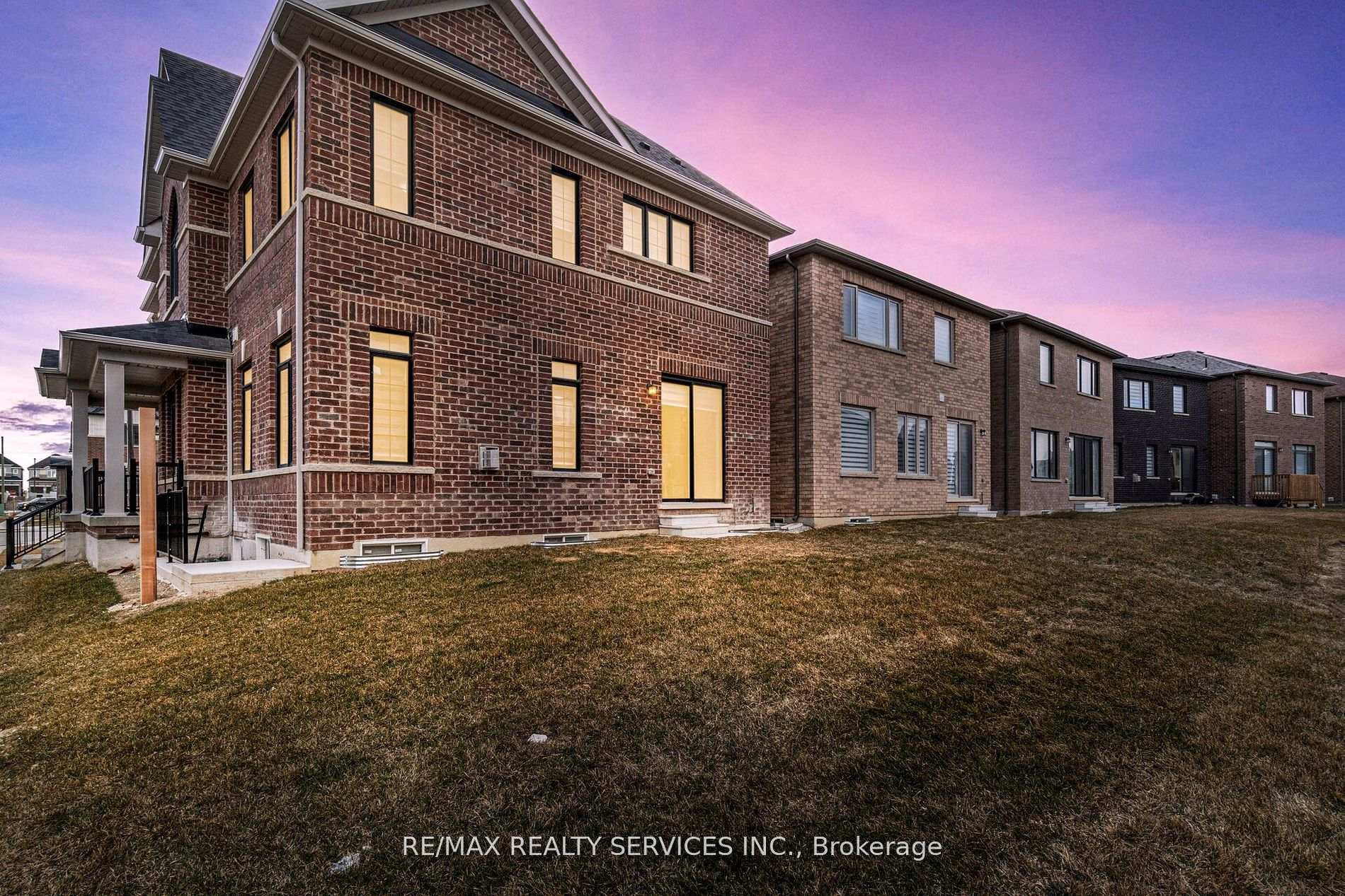 33 Petch Avenue photo 40