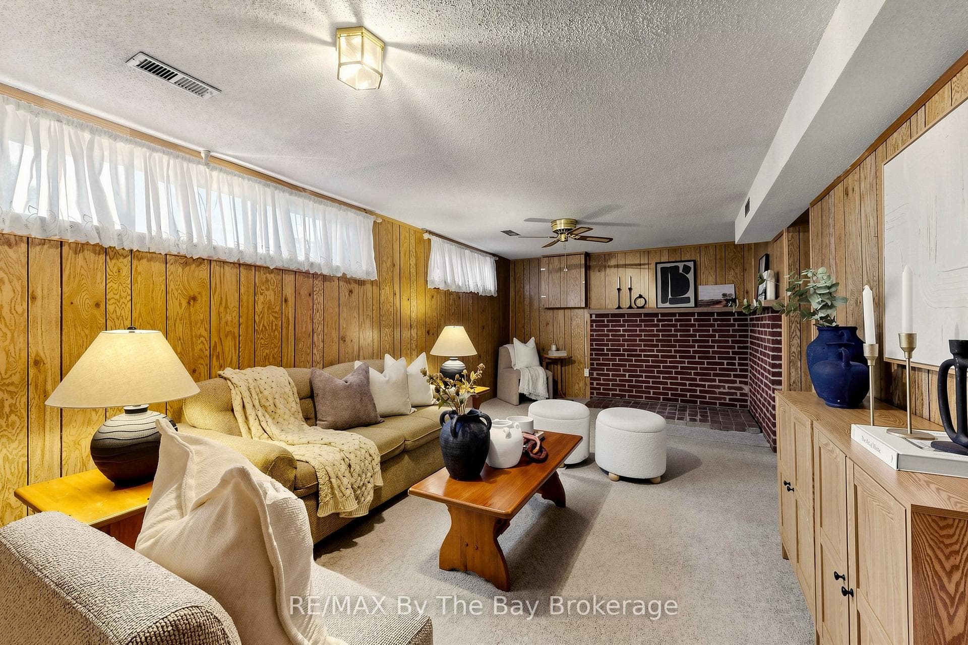 33 Ada Crescent photo 26