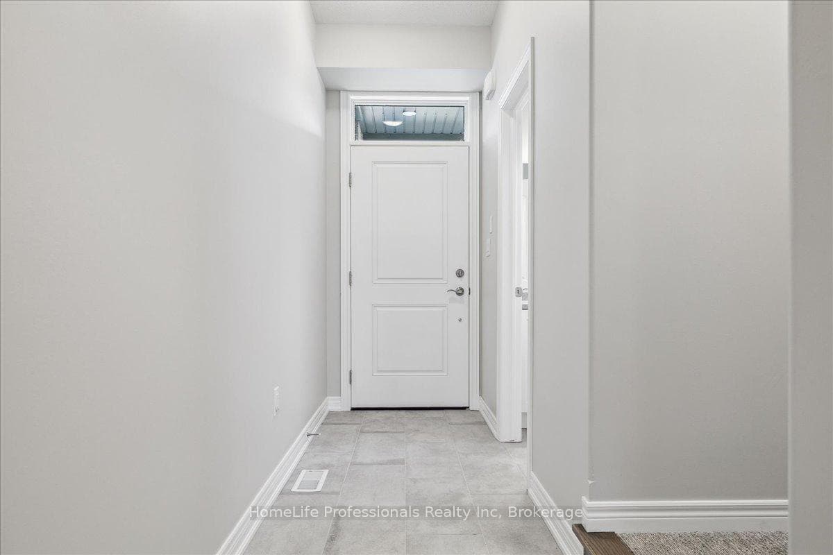 81 Elvira Way photo 4