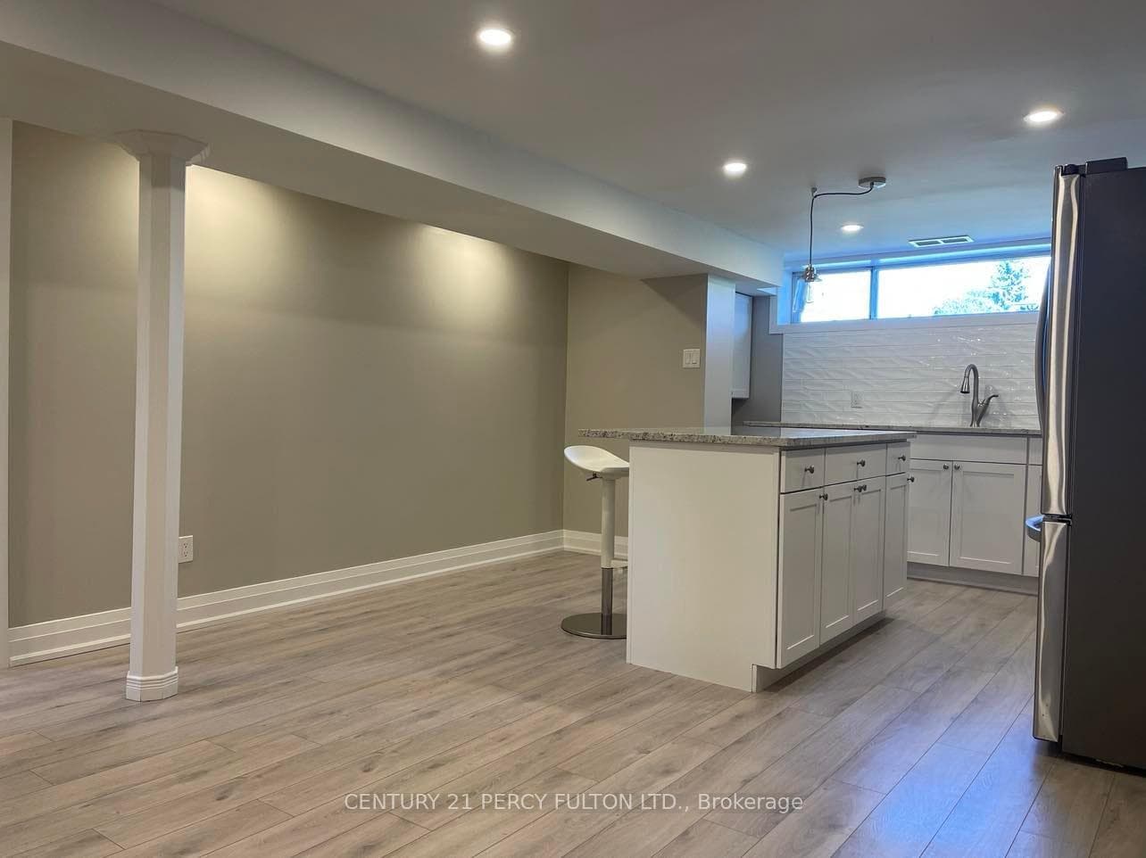 771 Krosno Boulevard Unit Bsmt photo 2