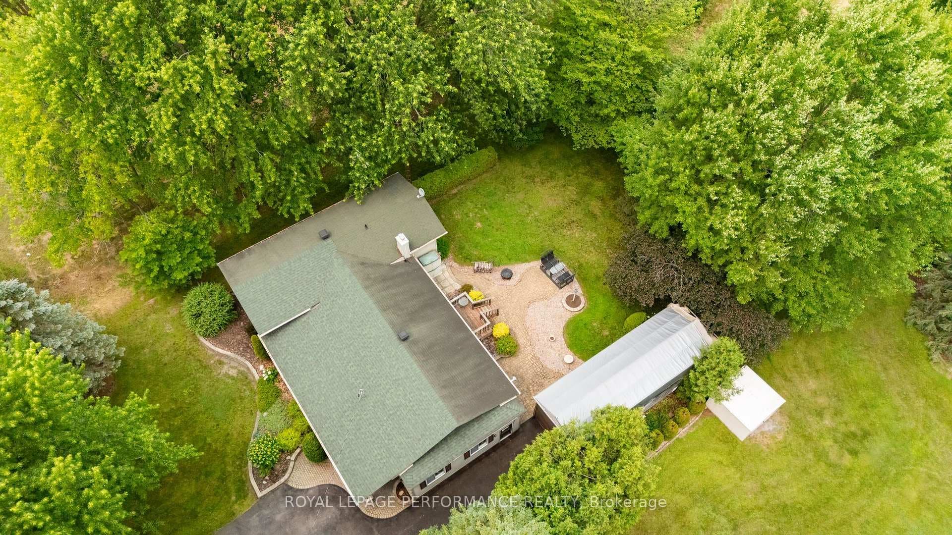 828 Principale Street photo 3