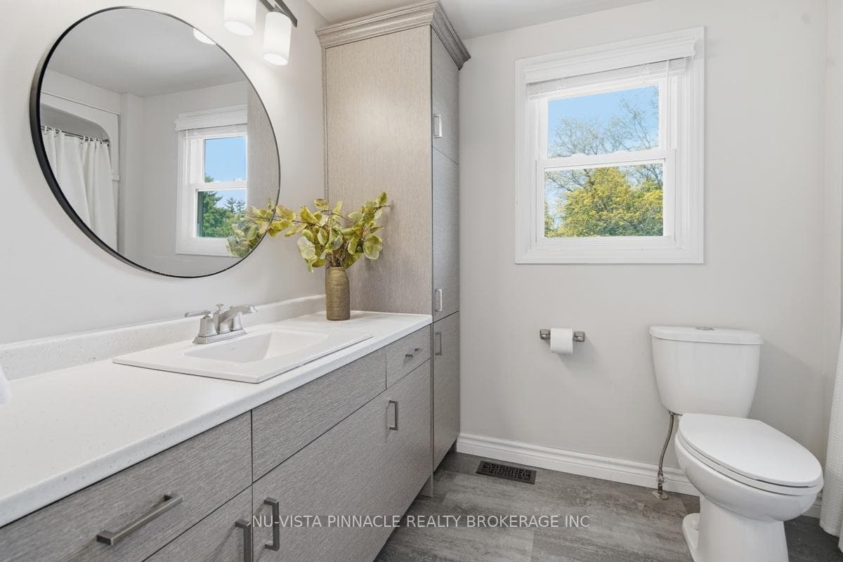 11 Runnymede Crescent photo 25