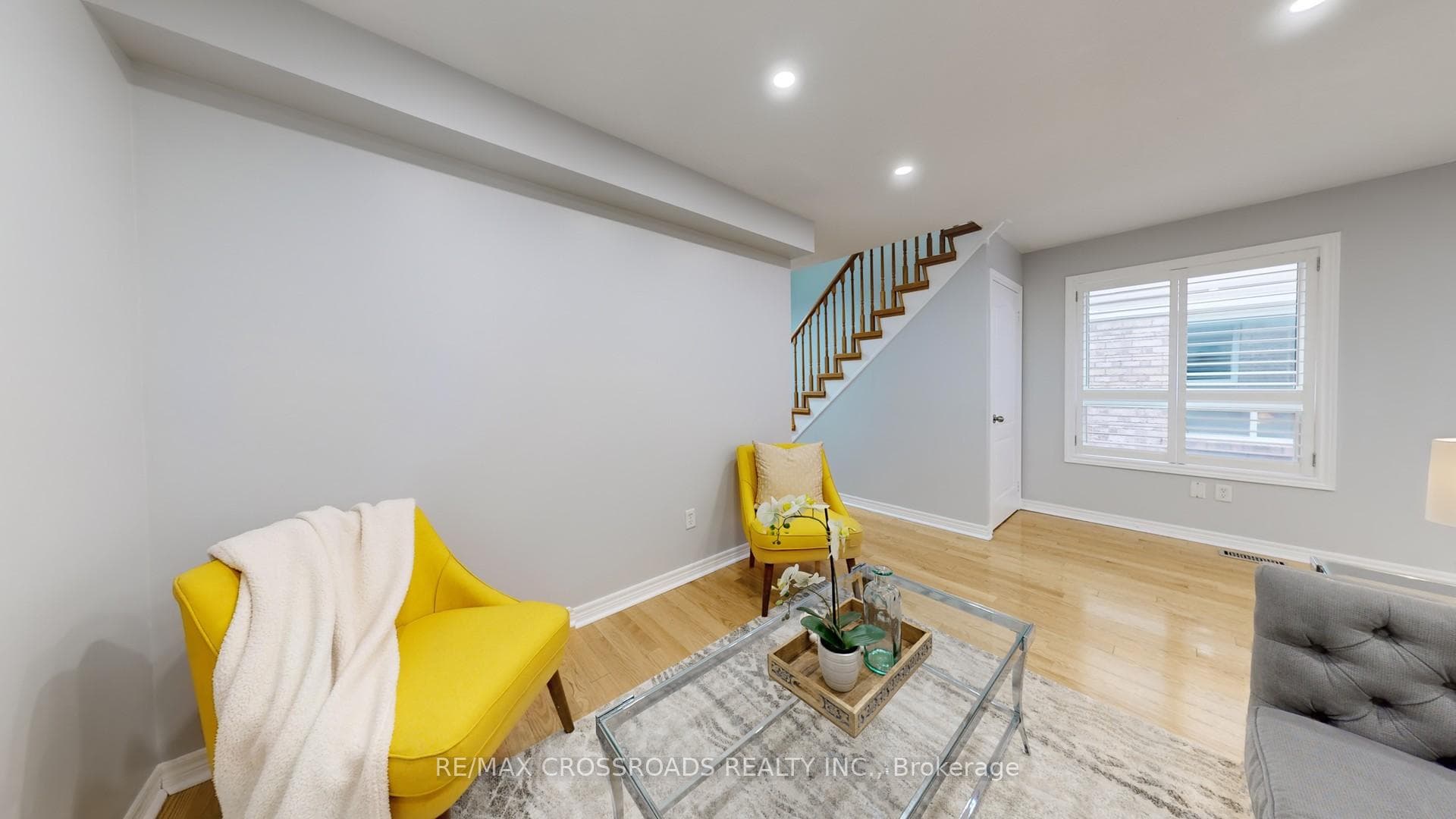 45 Tozer Crescent photo 8