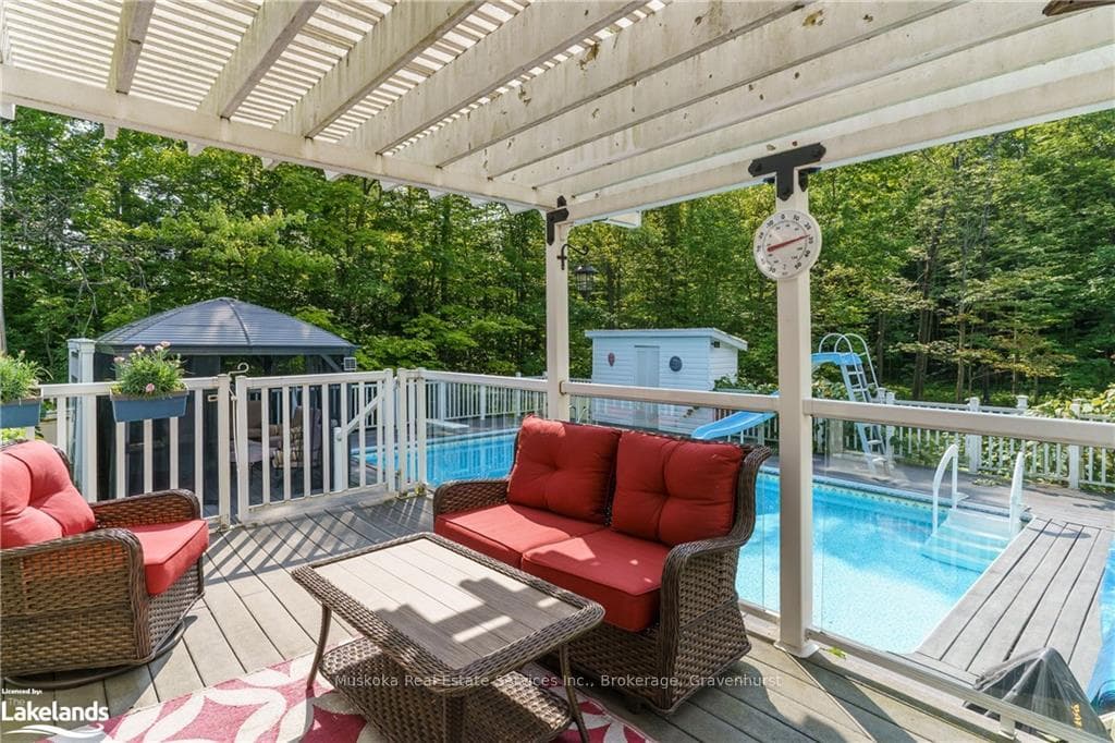 1051 BRYDONS BAY Road photo 24