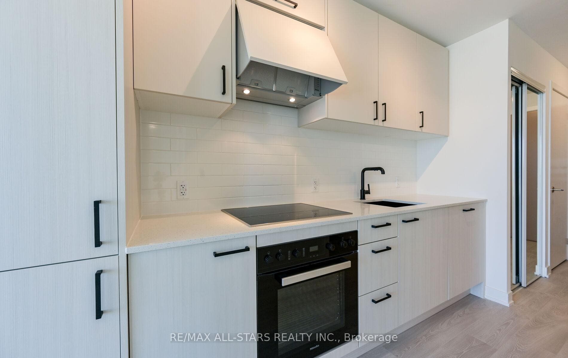 1 Quarrington Lane Unit 2309 photo 19