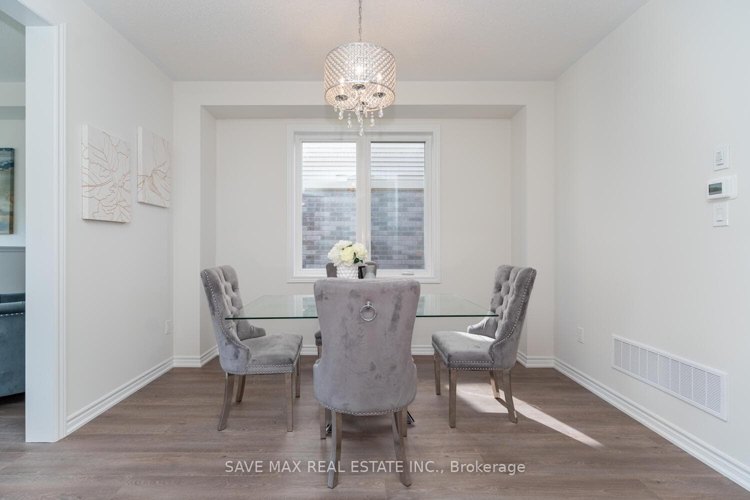 1077 TRAILSVIEW Avenue photo 9