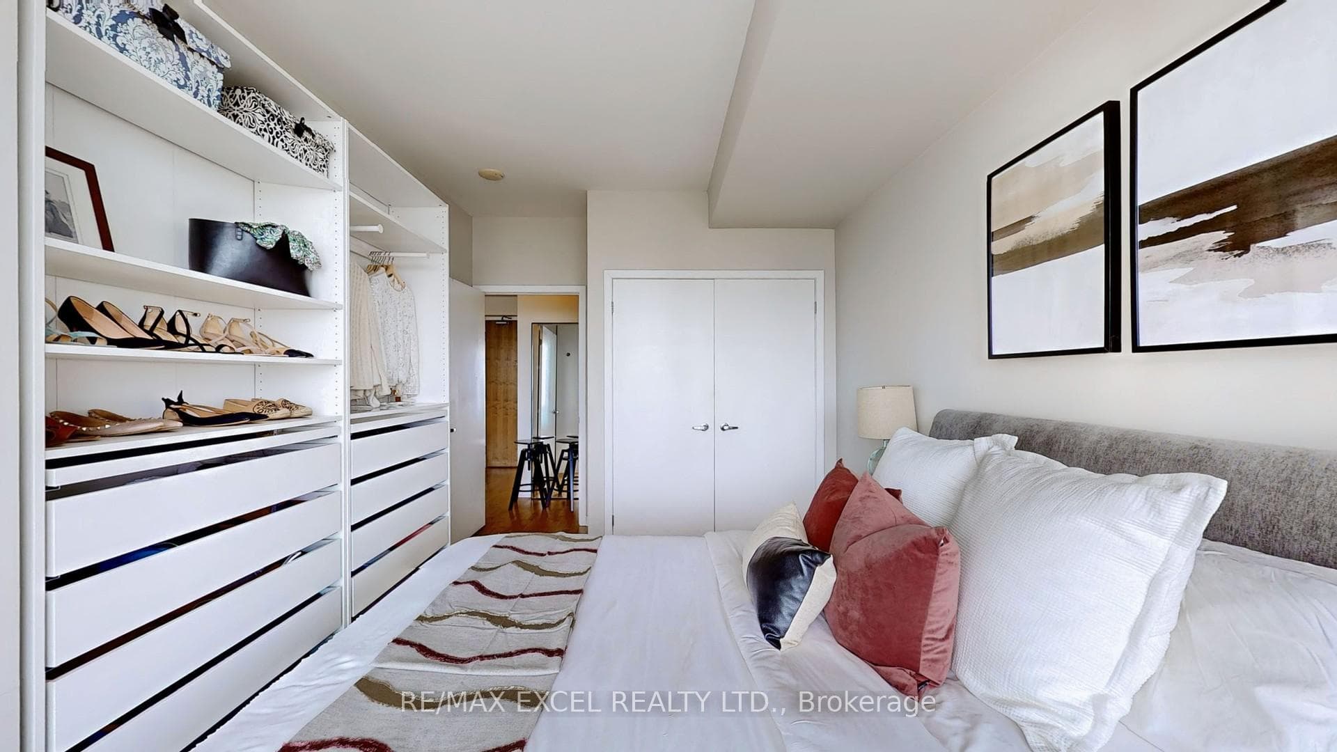 33 Lombard Street Unit 2008 photo 16