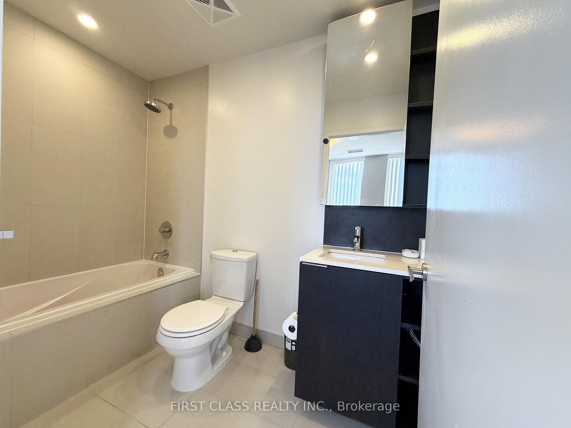 55 Regent Park Boulevard Unit 1802 photo 15