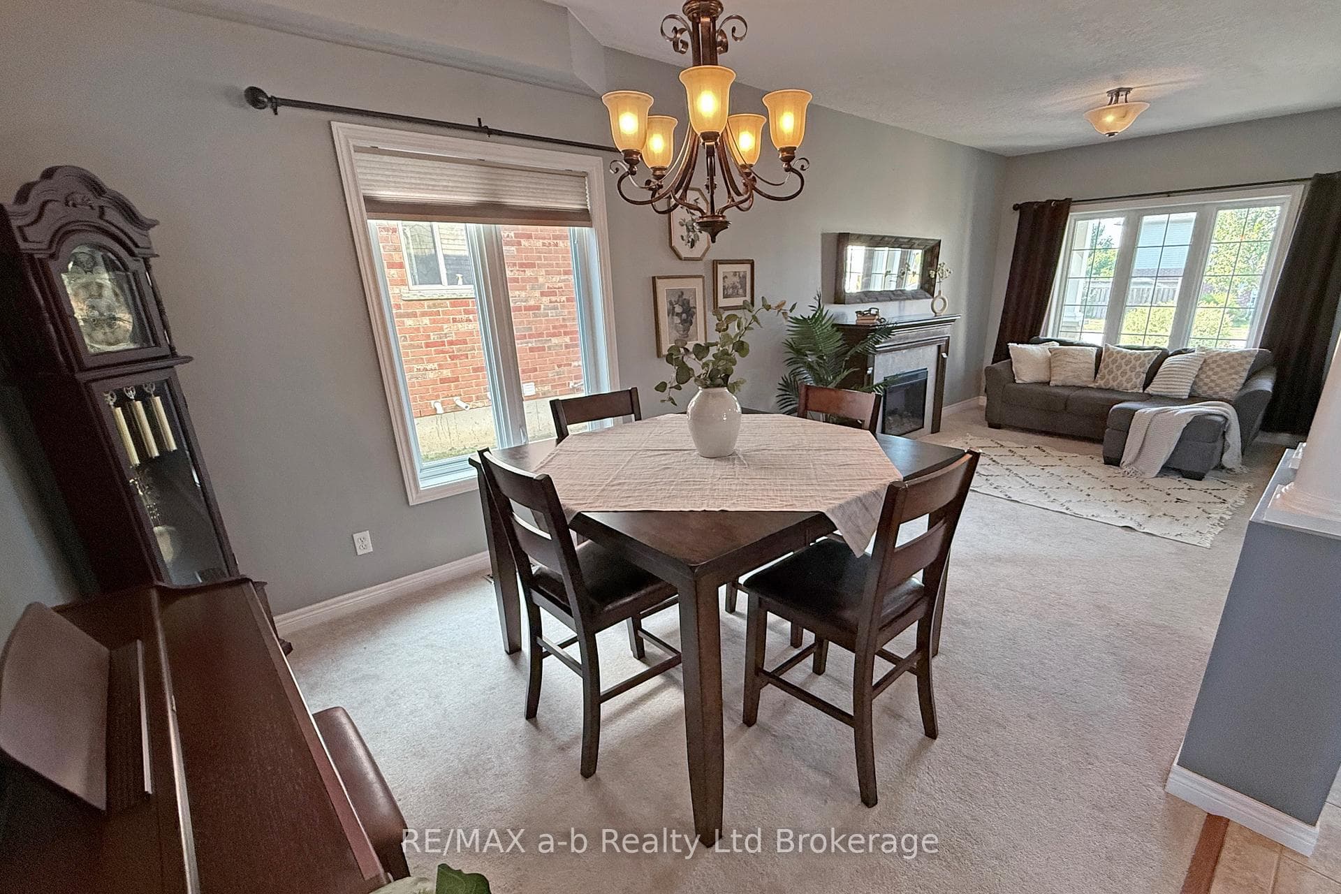842 Springbank Avenue photo 10