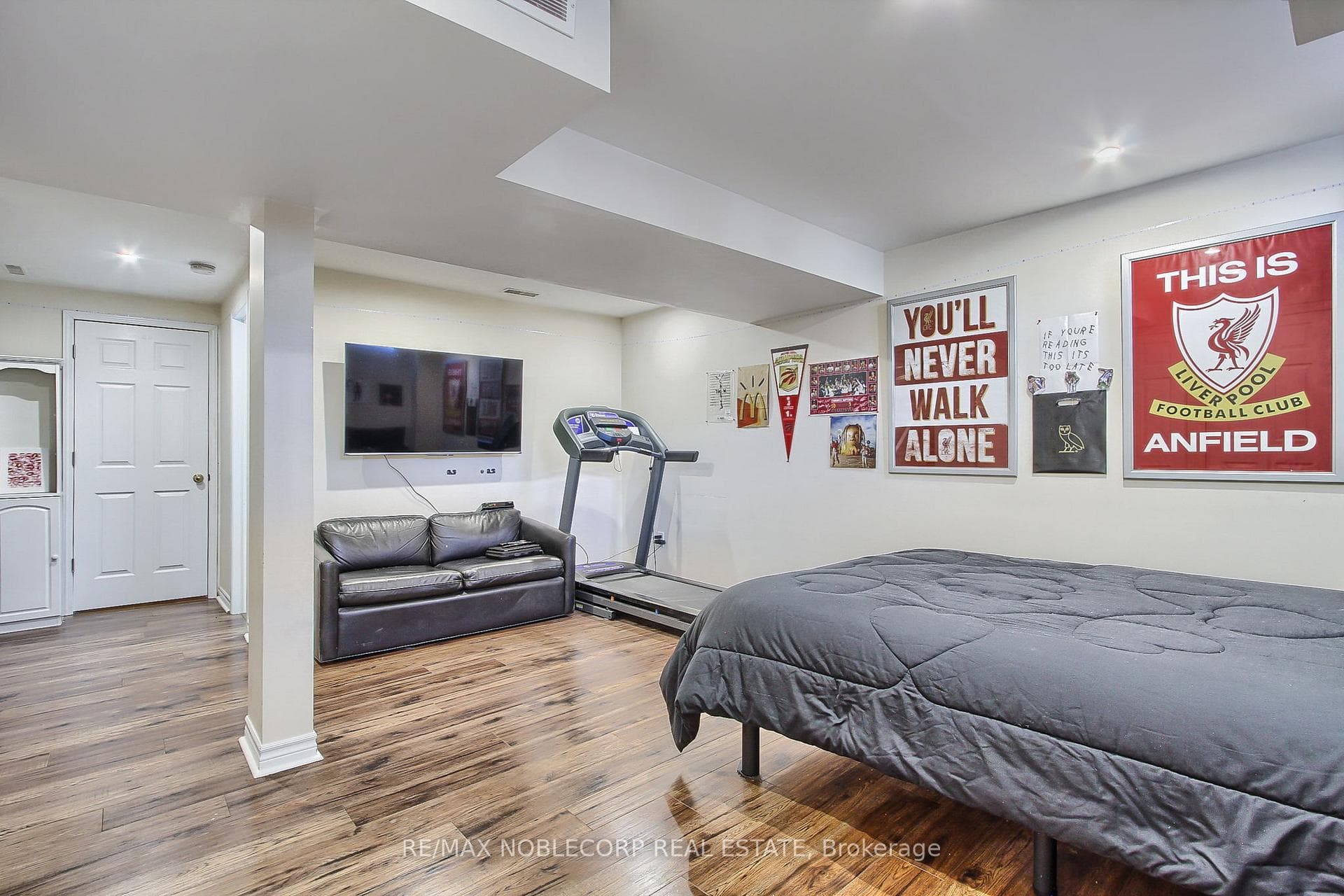 53 Westcliffe Crescent photo 33