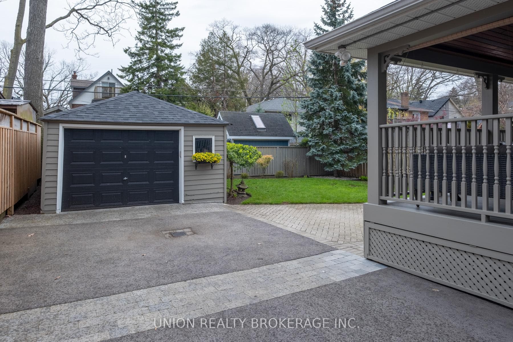 100 Beech Avenue photo 34