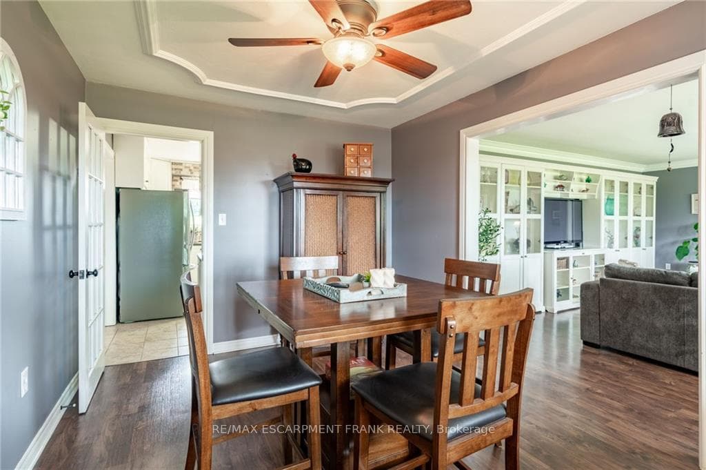 664 Ridge Road photo 10