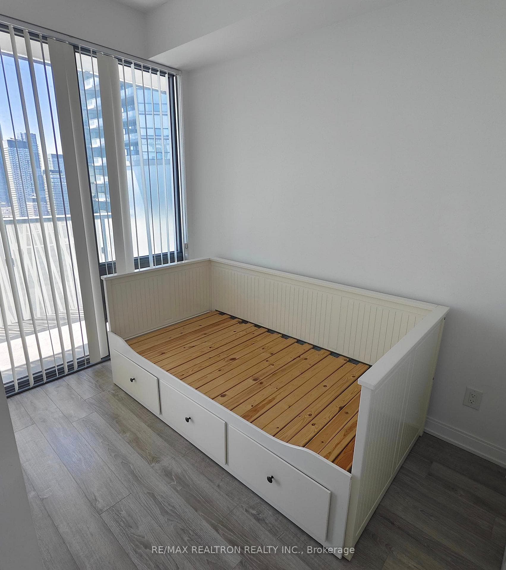 50 Charles Street Unit 3204 photo 14