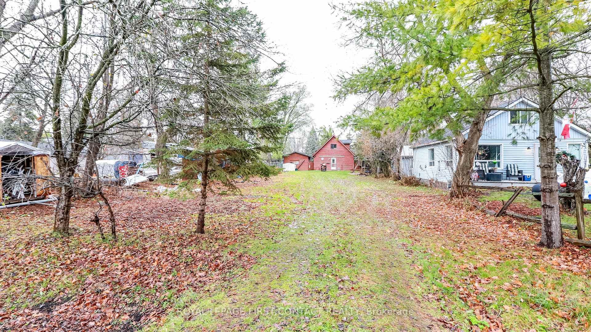 947 Gilmore Avenue photo 35