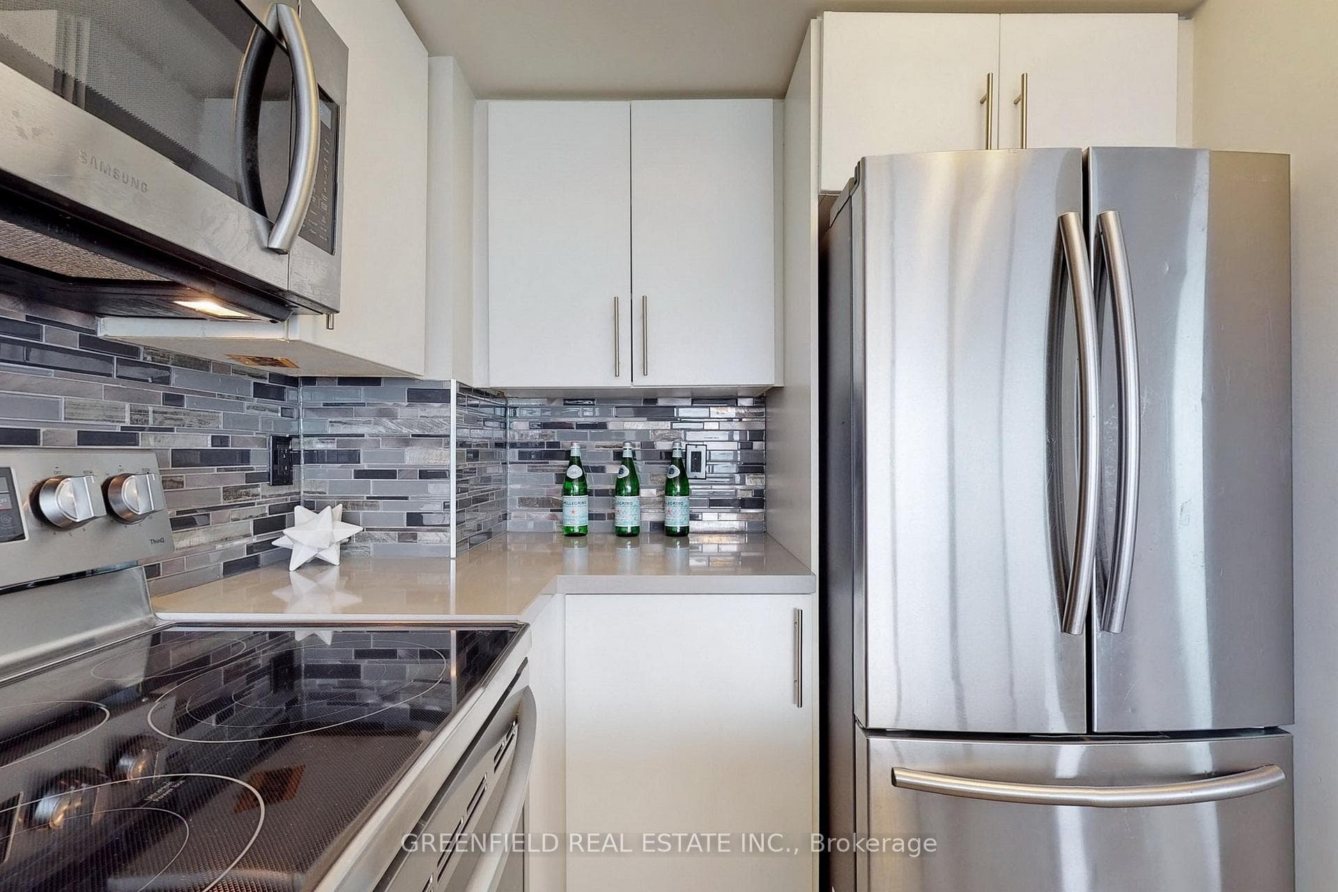 1070 Sheppard Avenue Unit 1214 photo 12