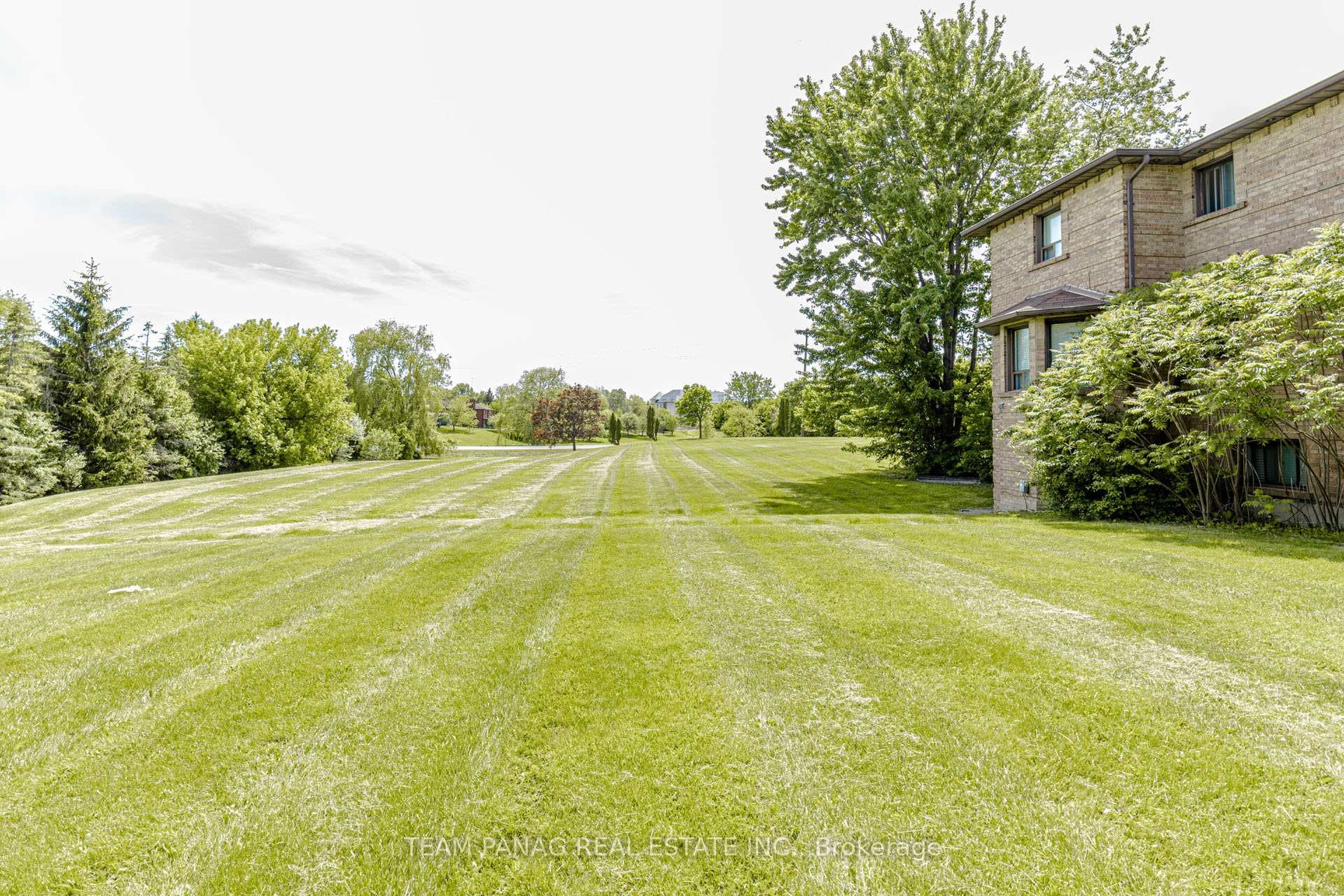 4 Forestbrook Court photo 27