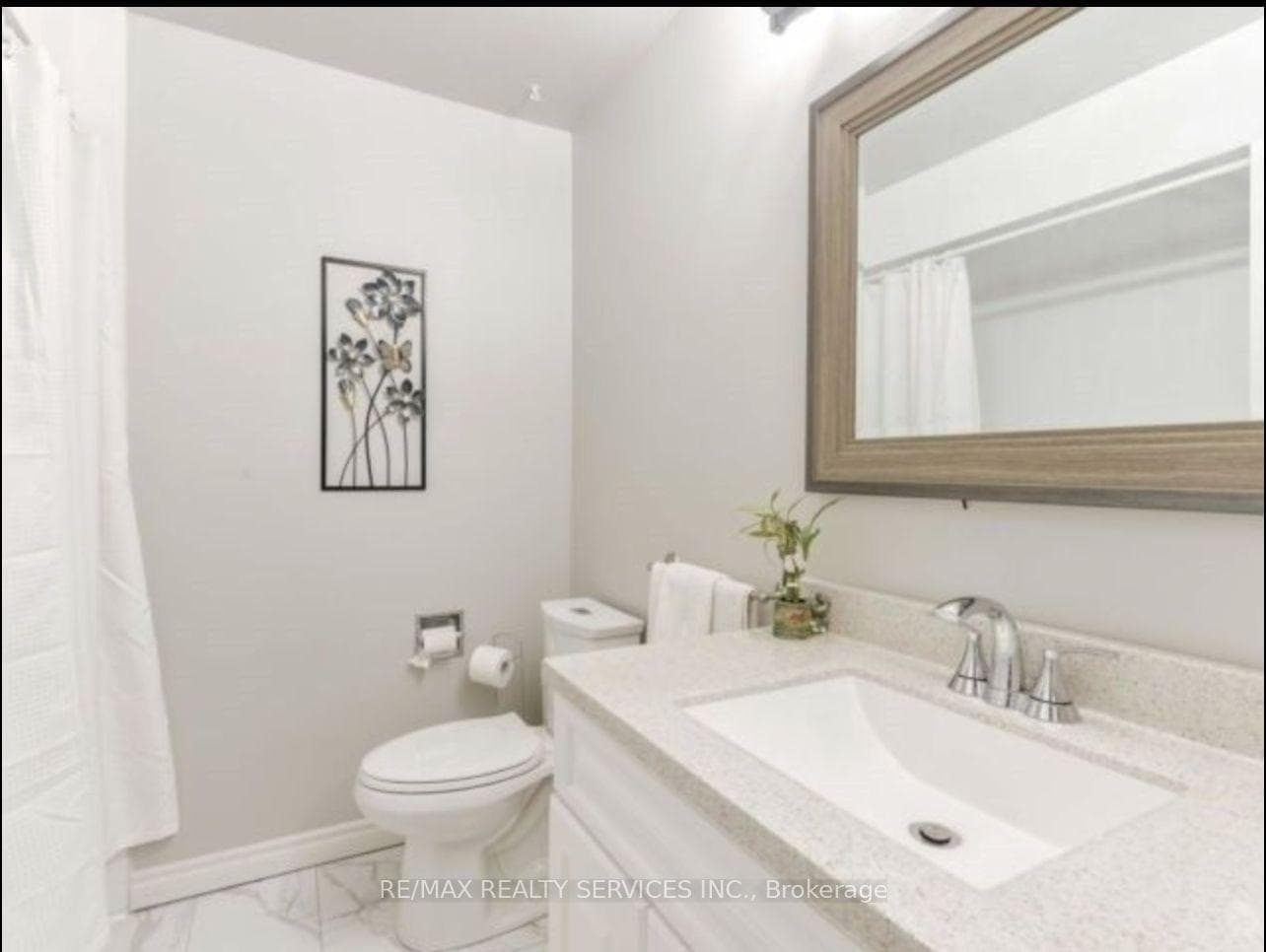 19 Simmons Boulevard Unit Main photo 17