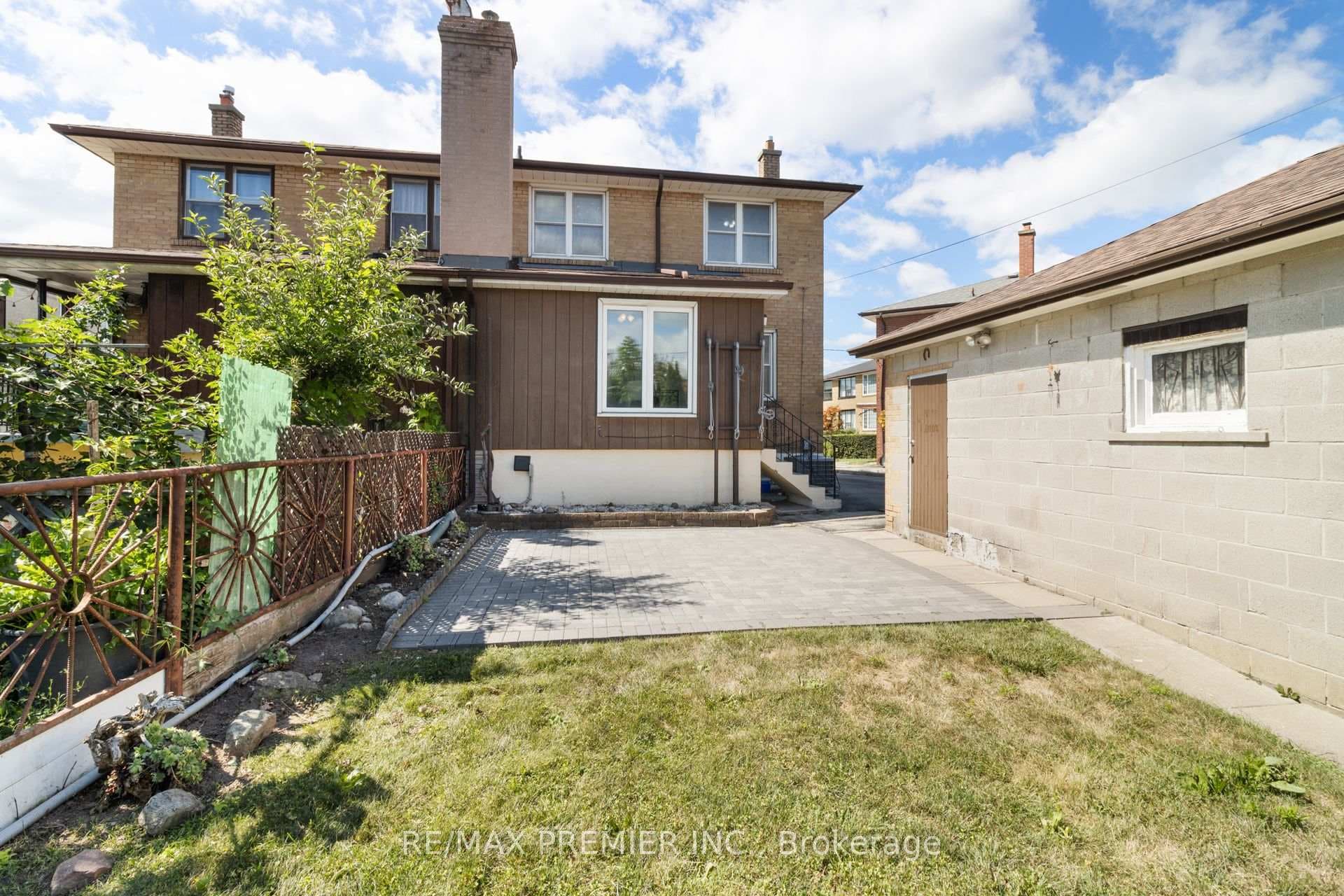 79 Pamille Place photo 35