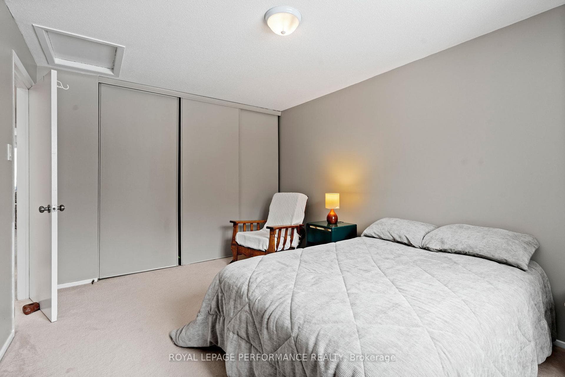 1140 Des Forets Avenue Unit 39 photo 25