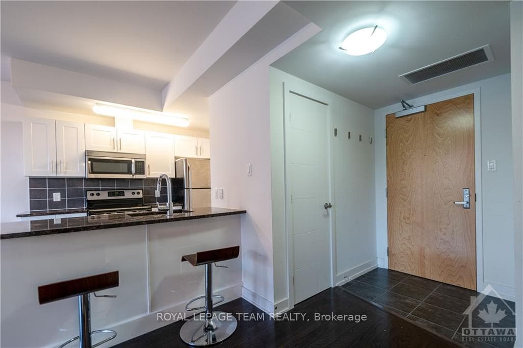 179 METCALFE Street Unit 407 photo 15