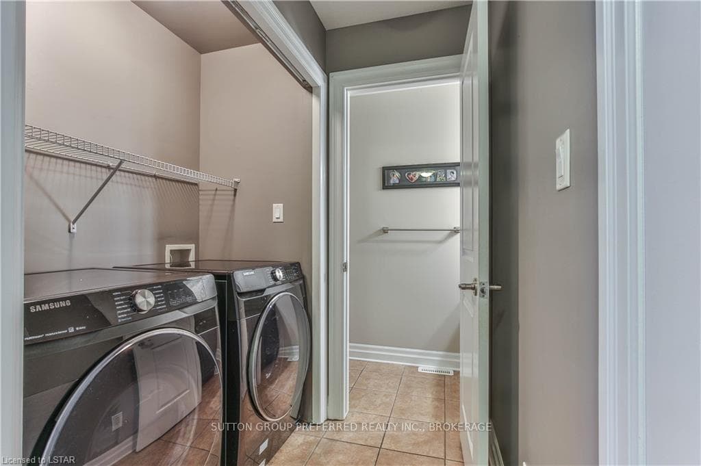886 CRANBROOK Road Unit 2 photo 28
