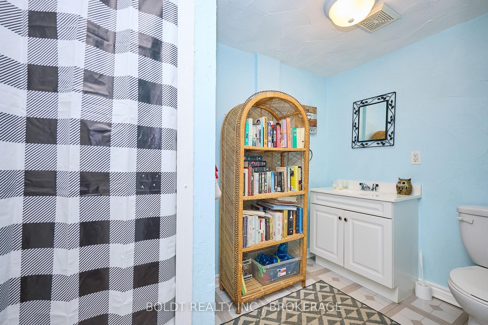 22 Vega Court photo 22
