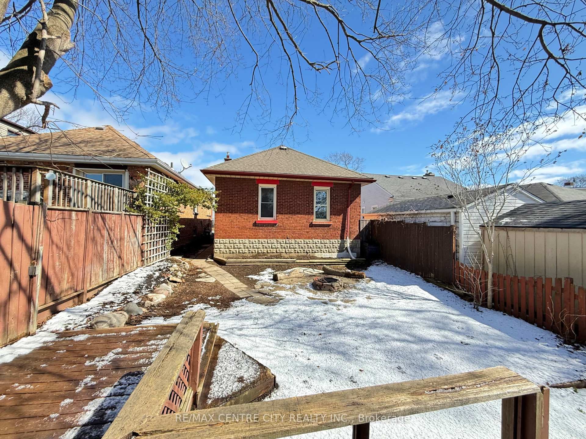 133 Arundell Street photo 21