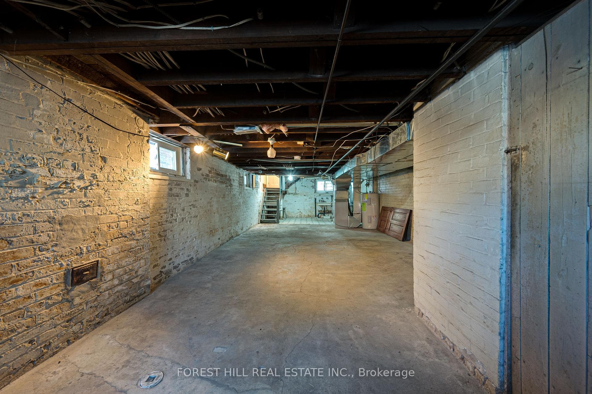 81 Benson Avenue photo 27