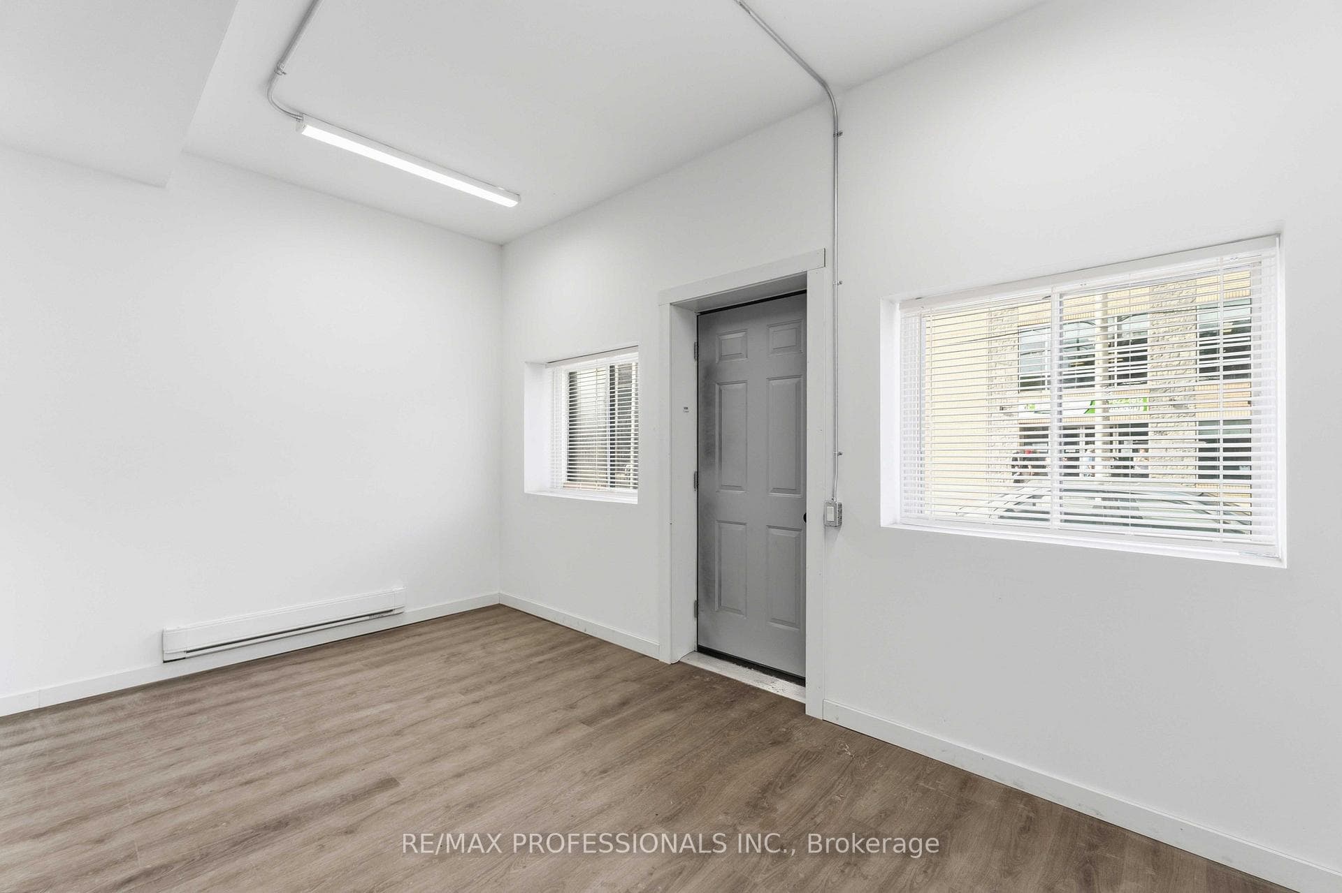 759 Barton Street Unit # Main photo 6