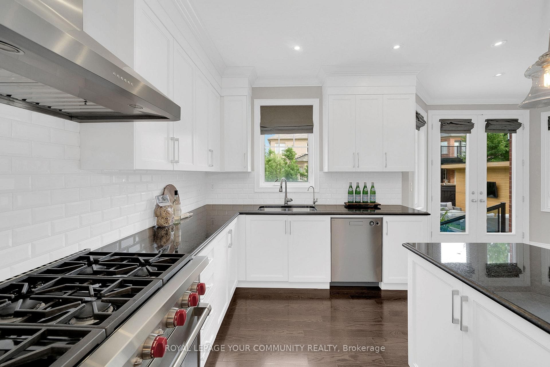 45 Woodgate Pines Drive photo 9