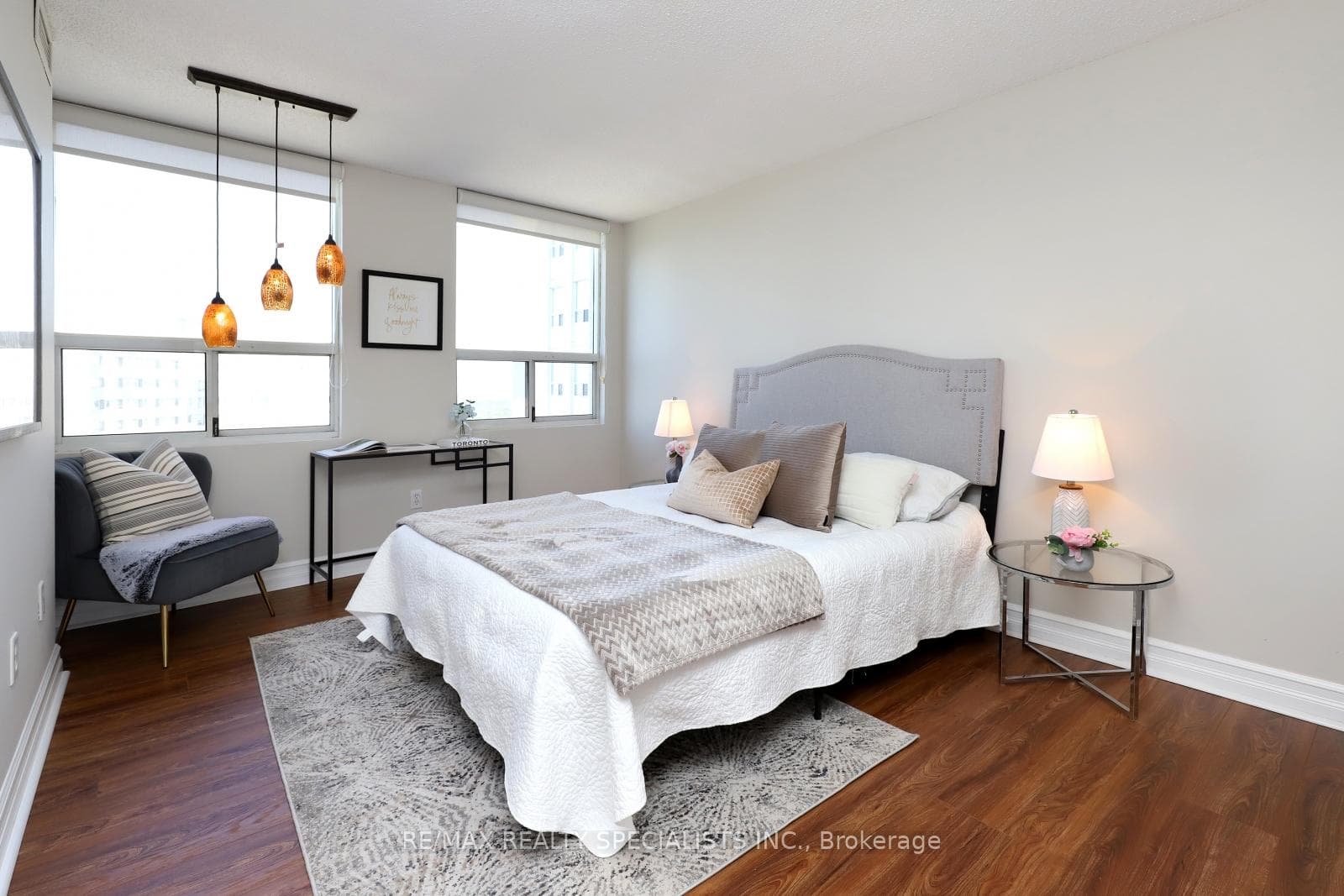 3650 Kaneff Crescent Unit 2407 photo 24