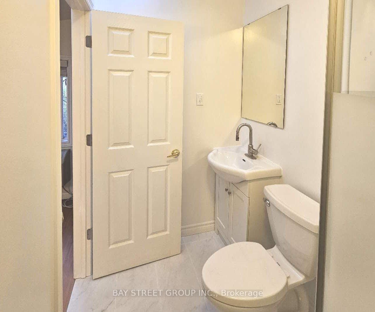 36 Grandview Avenue Unit N-Side photo 3