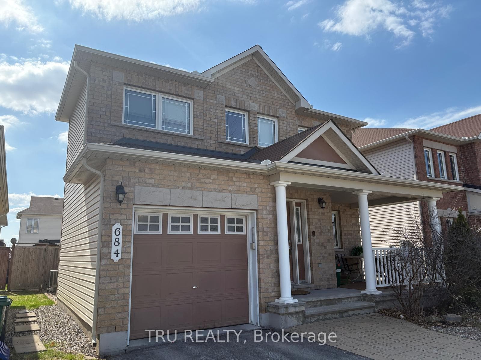 684 Beatrice Drive photo 3