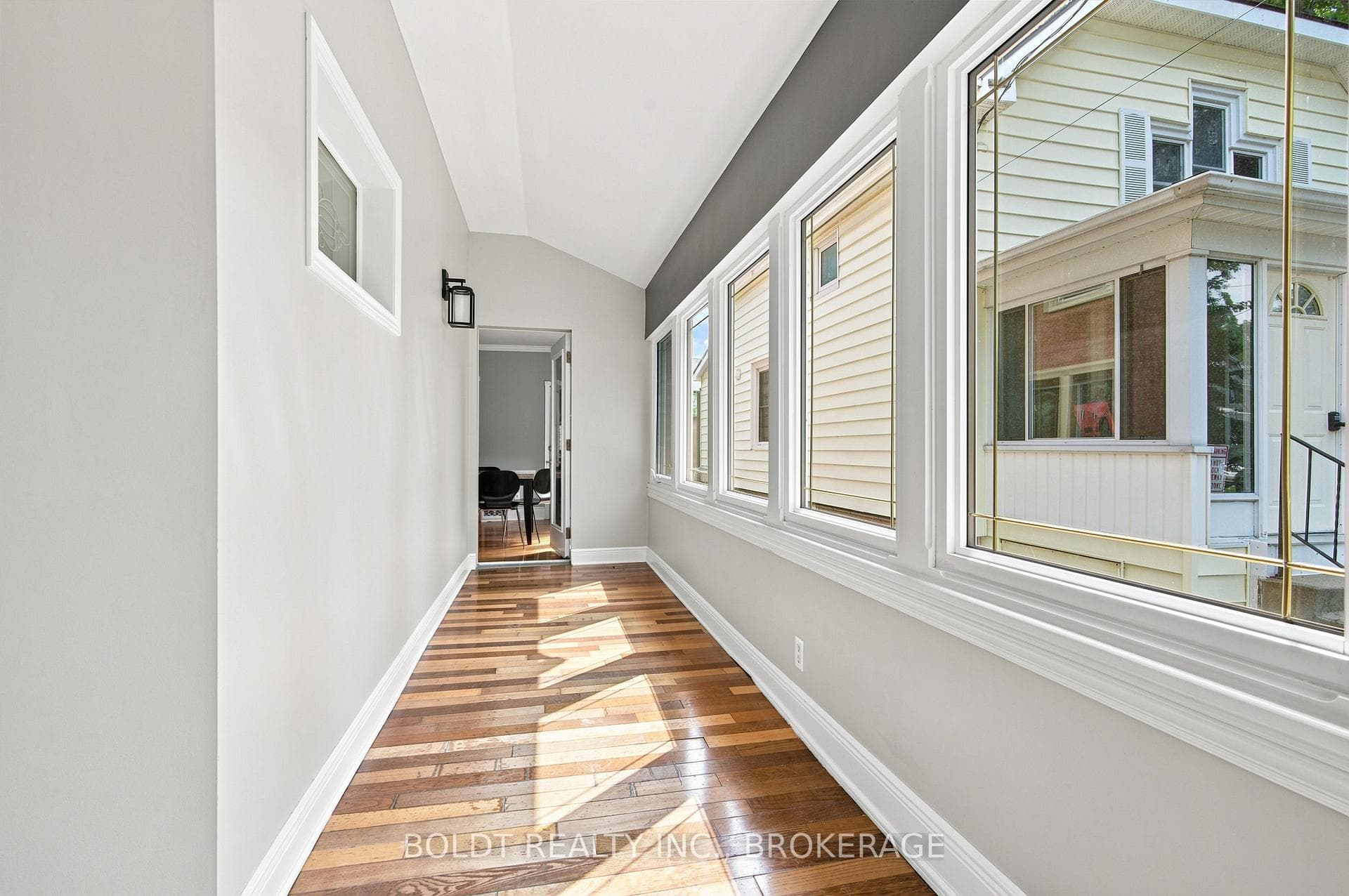 42 Thomas Street photo 5
