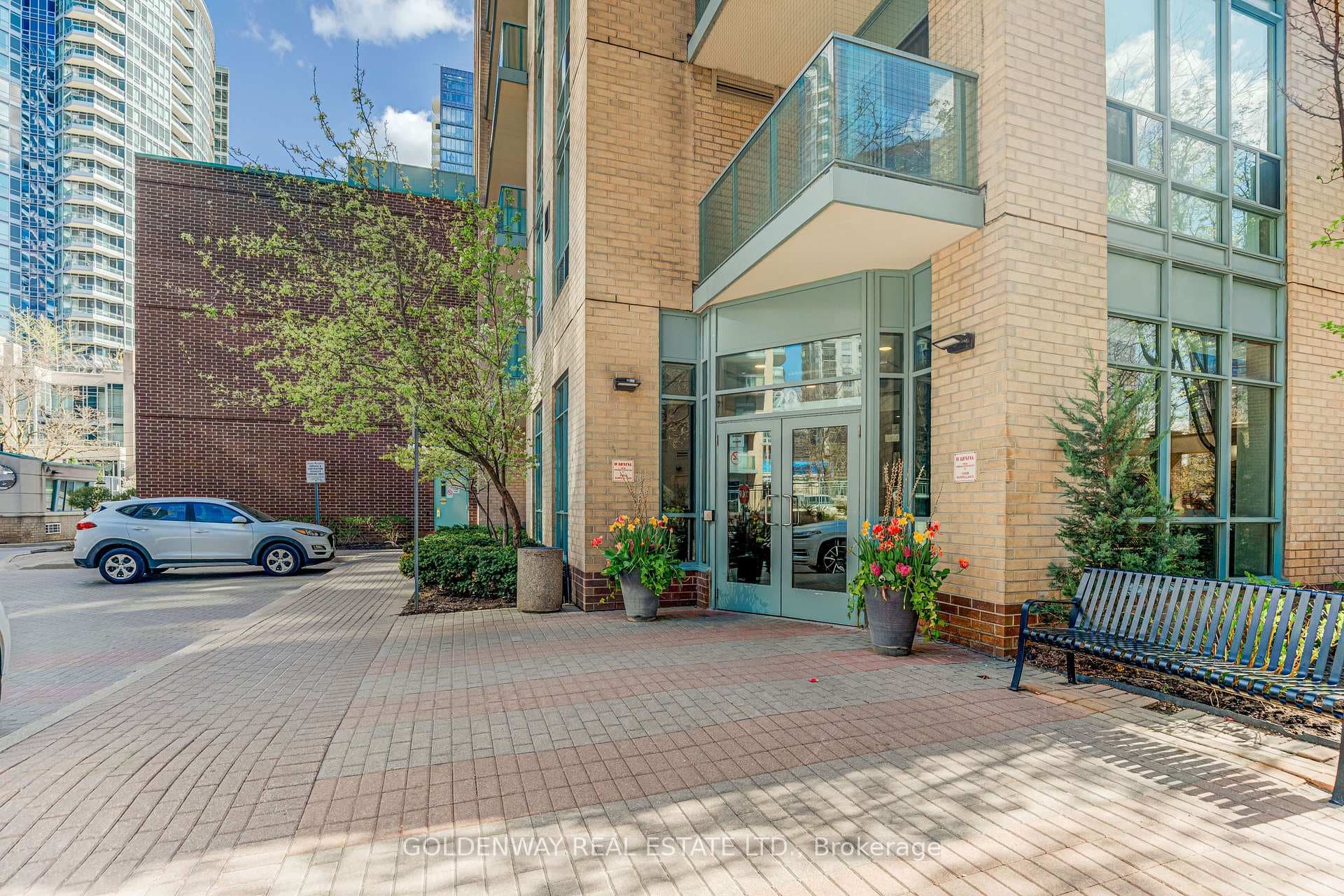 20 Olive Avenue Unit 806 photo 2