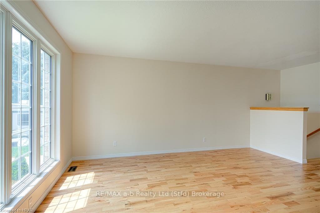 52 DIETRICH Road photo 19