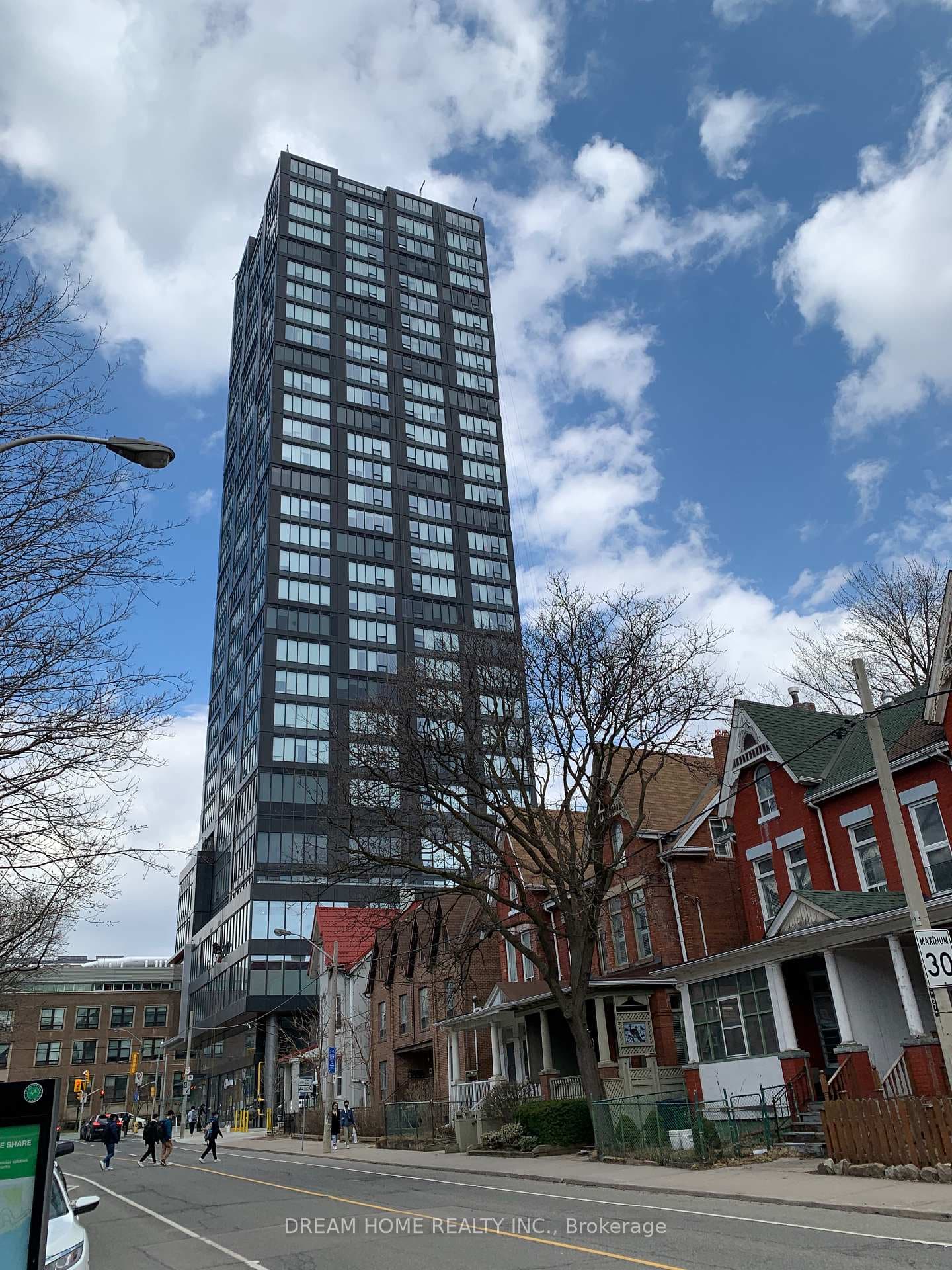 203 College Street Unit 3003 photo 1