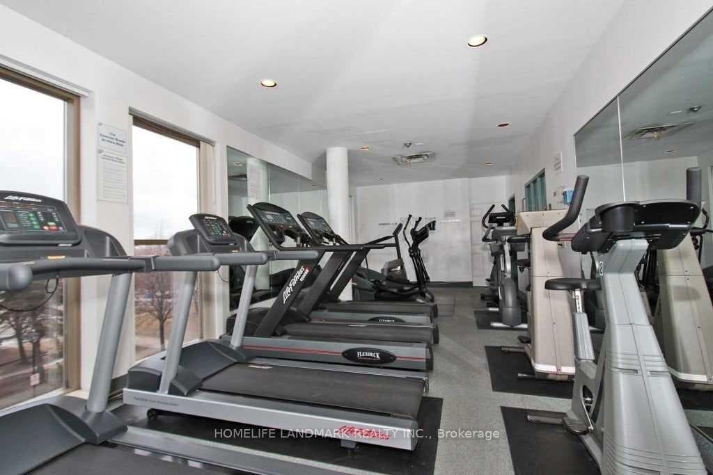 2460 Eglinton Avenue Unit 901 photo 37
