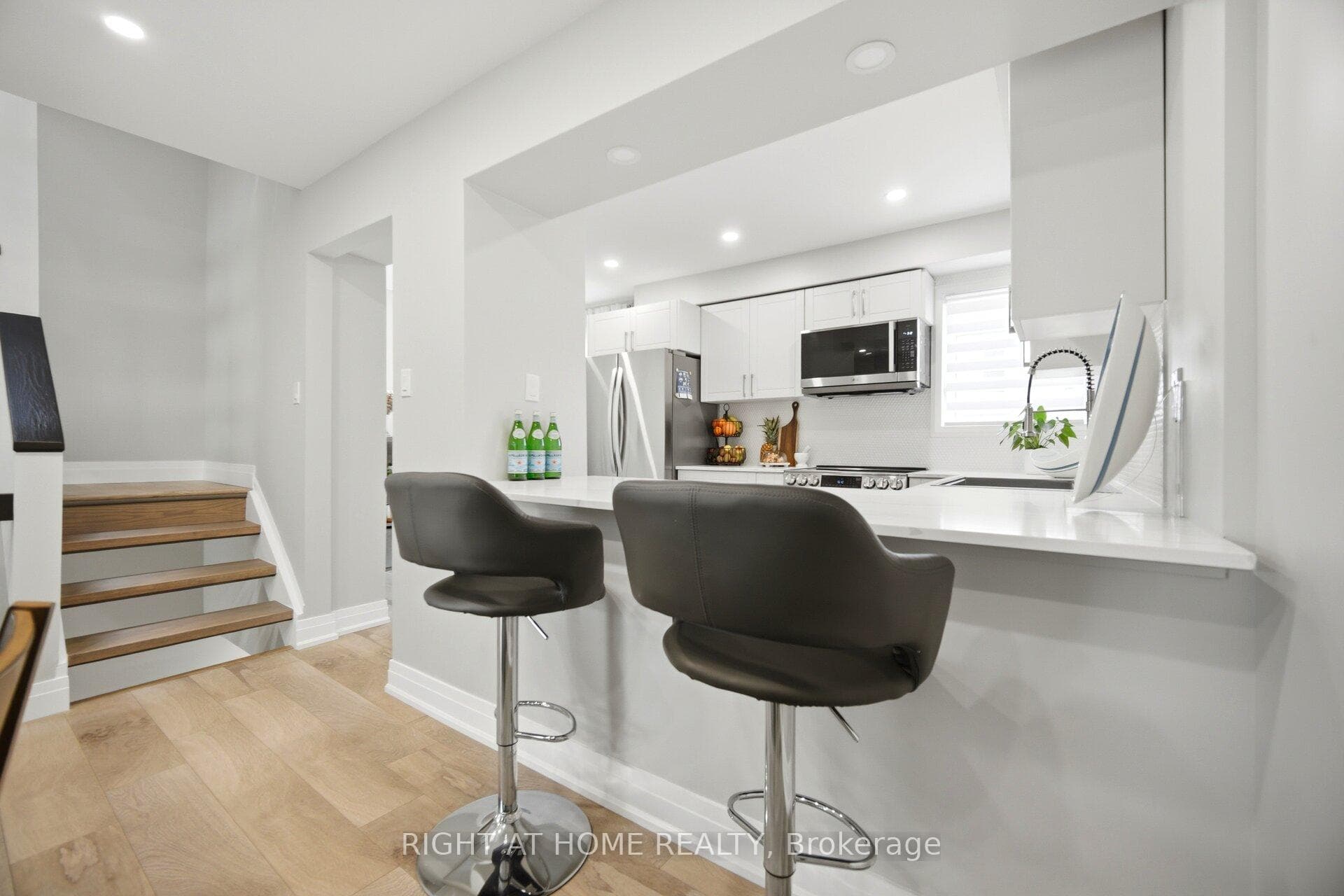 24 REID Drive Unit 8 photo 21