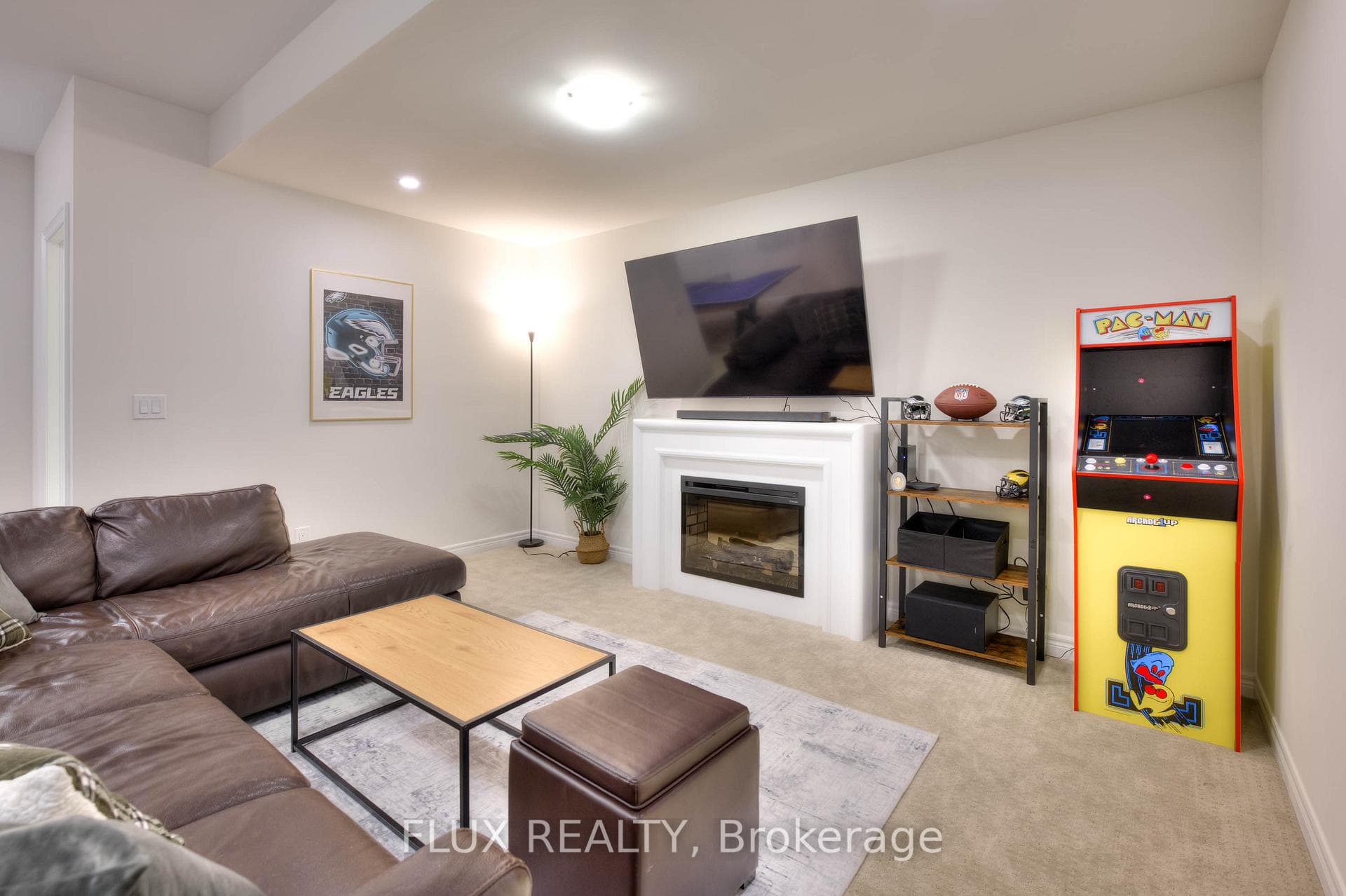 2 Stonehill Avenue photo 37