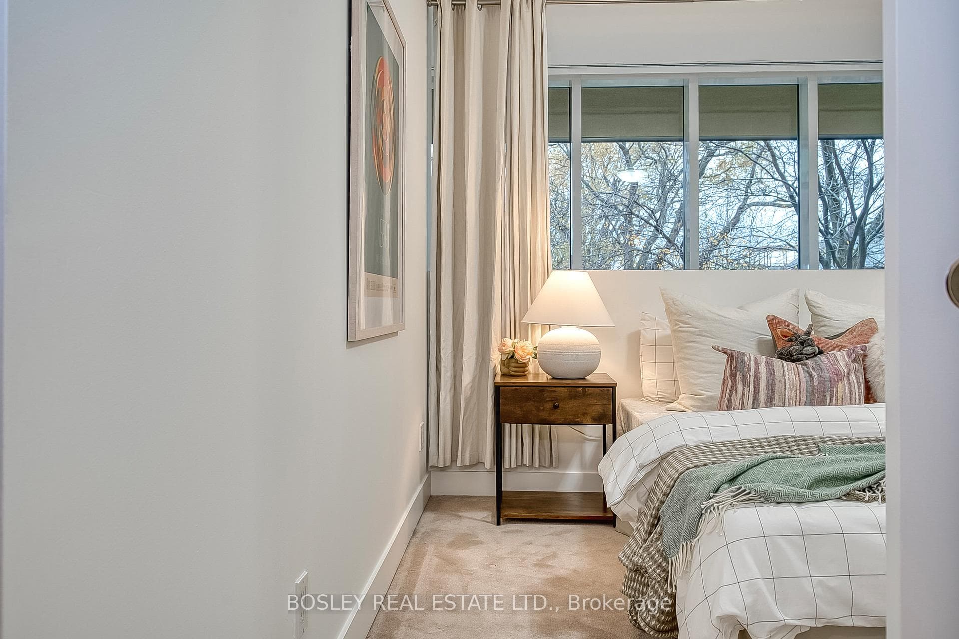25 Ritchie Avenue Unit 106 photo 22