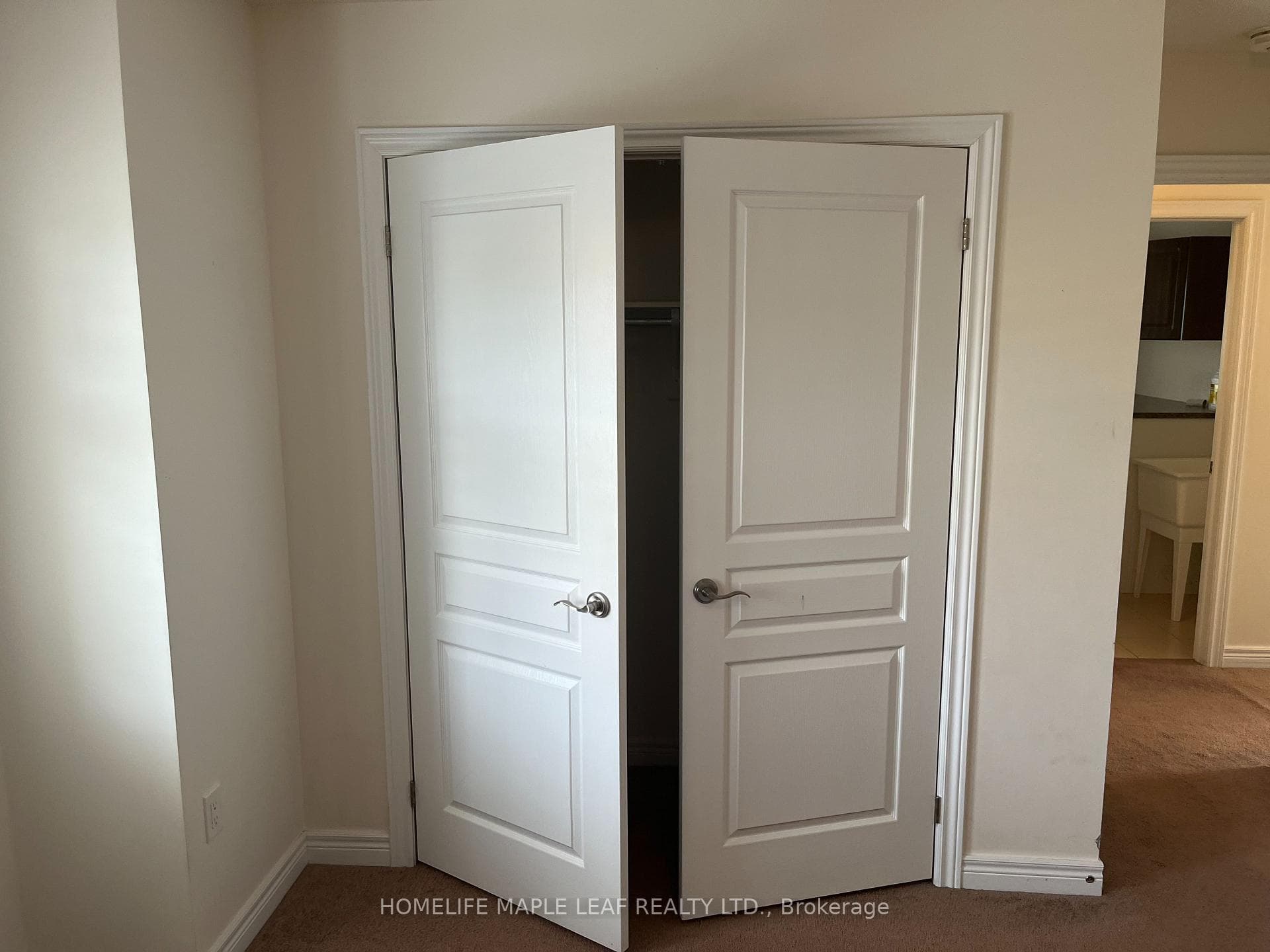 14 Nightland Court photo 22