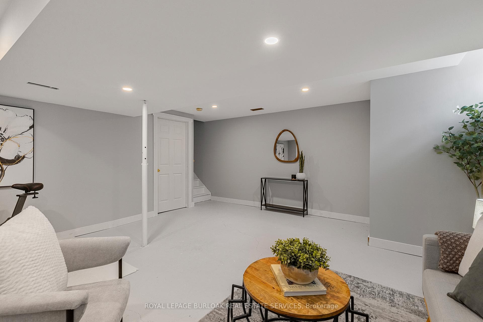 130 Robert Street Unit 32 photo 27