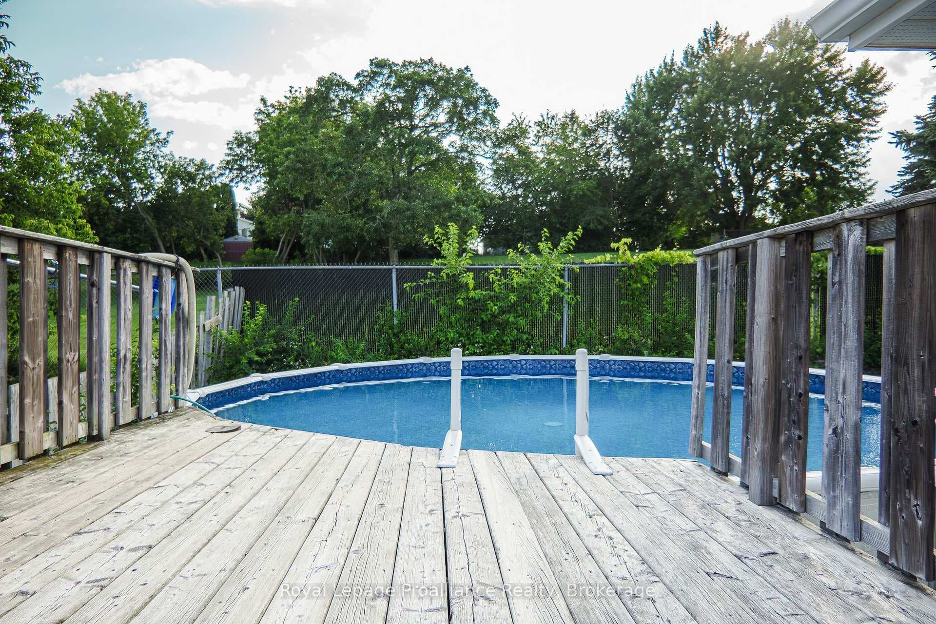 44 Ireland Drive photo 41