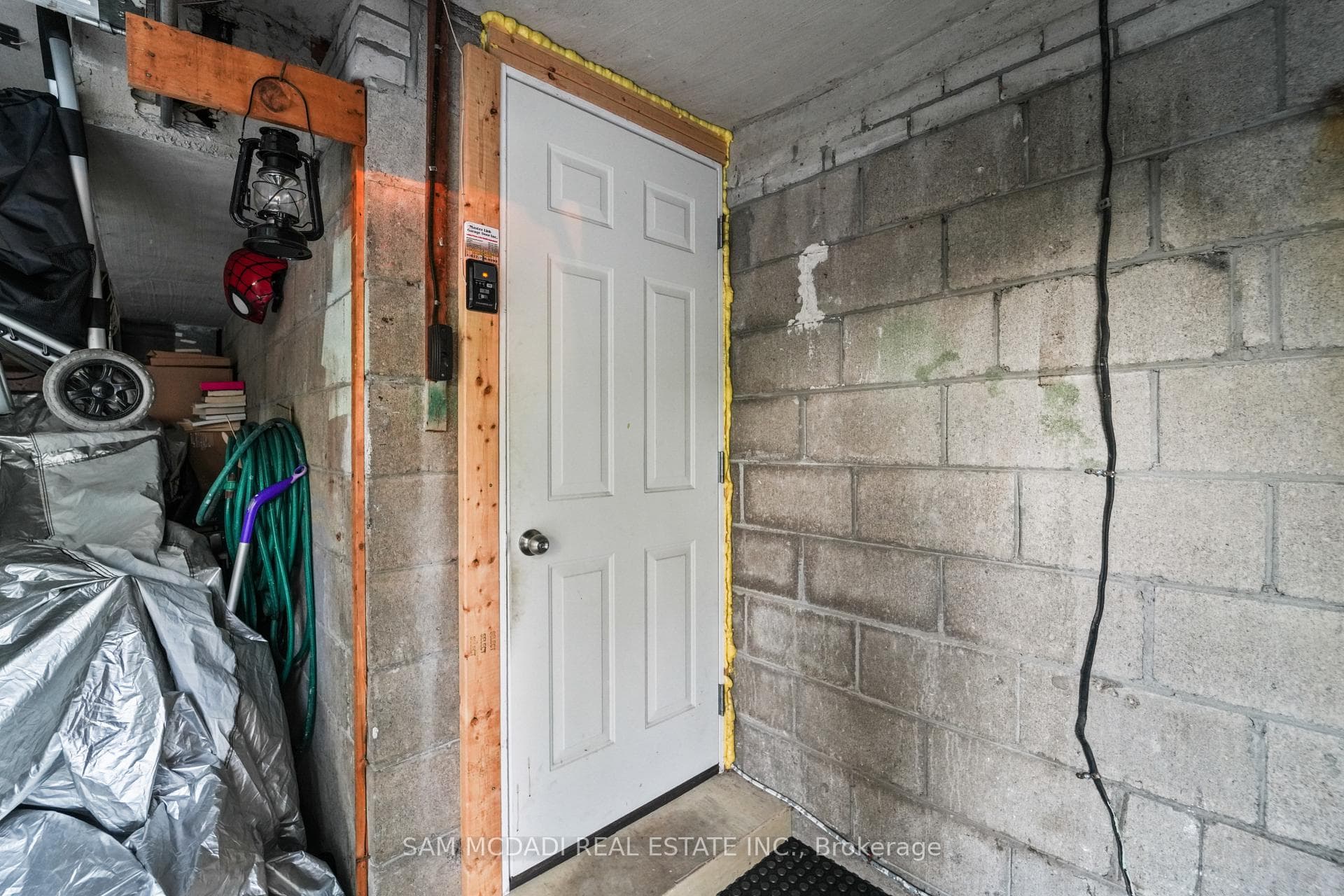 1821 Christopher Road photo 19