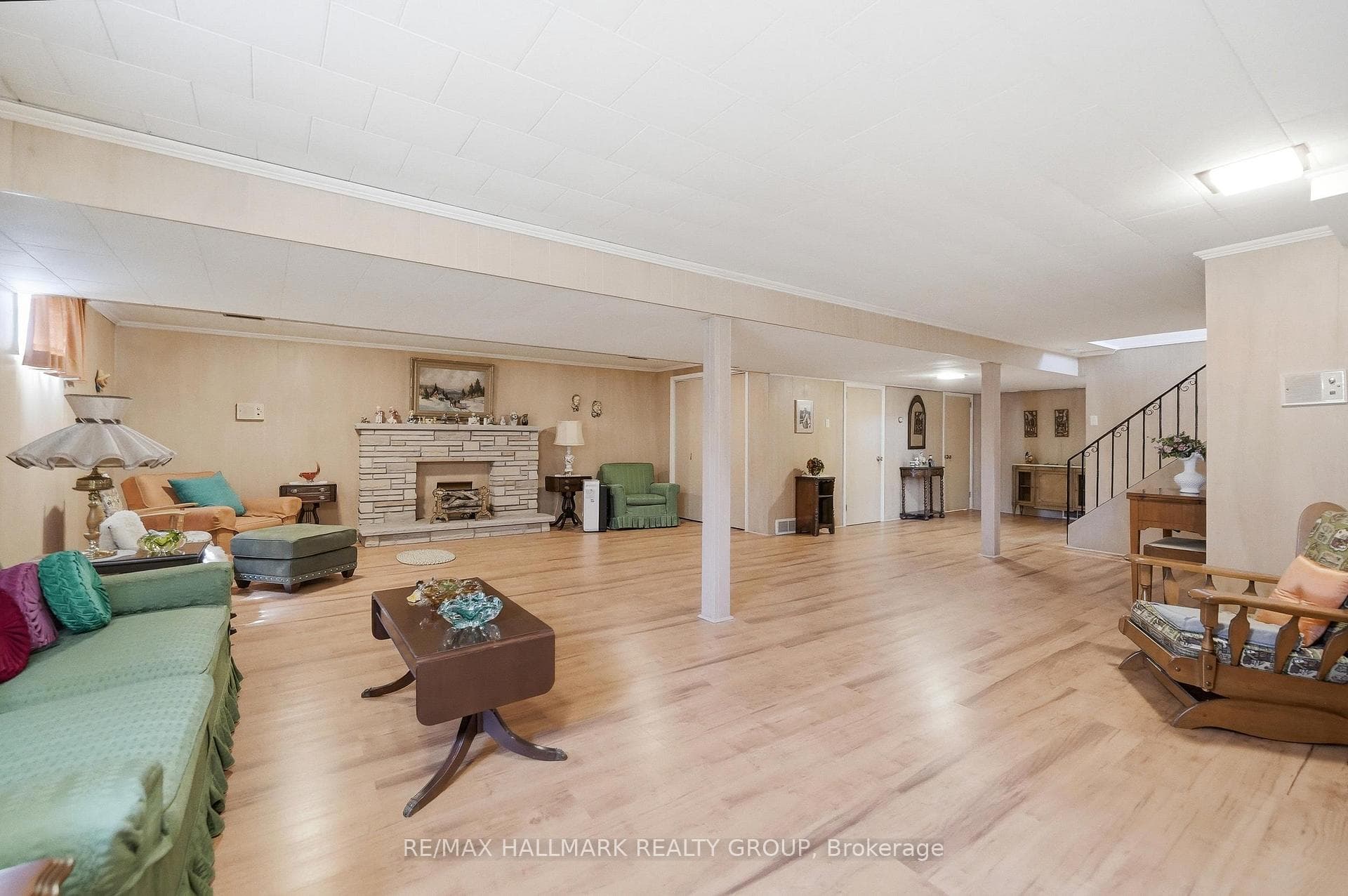 68 Corkstown Road photo 30