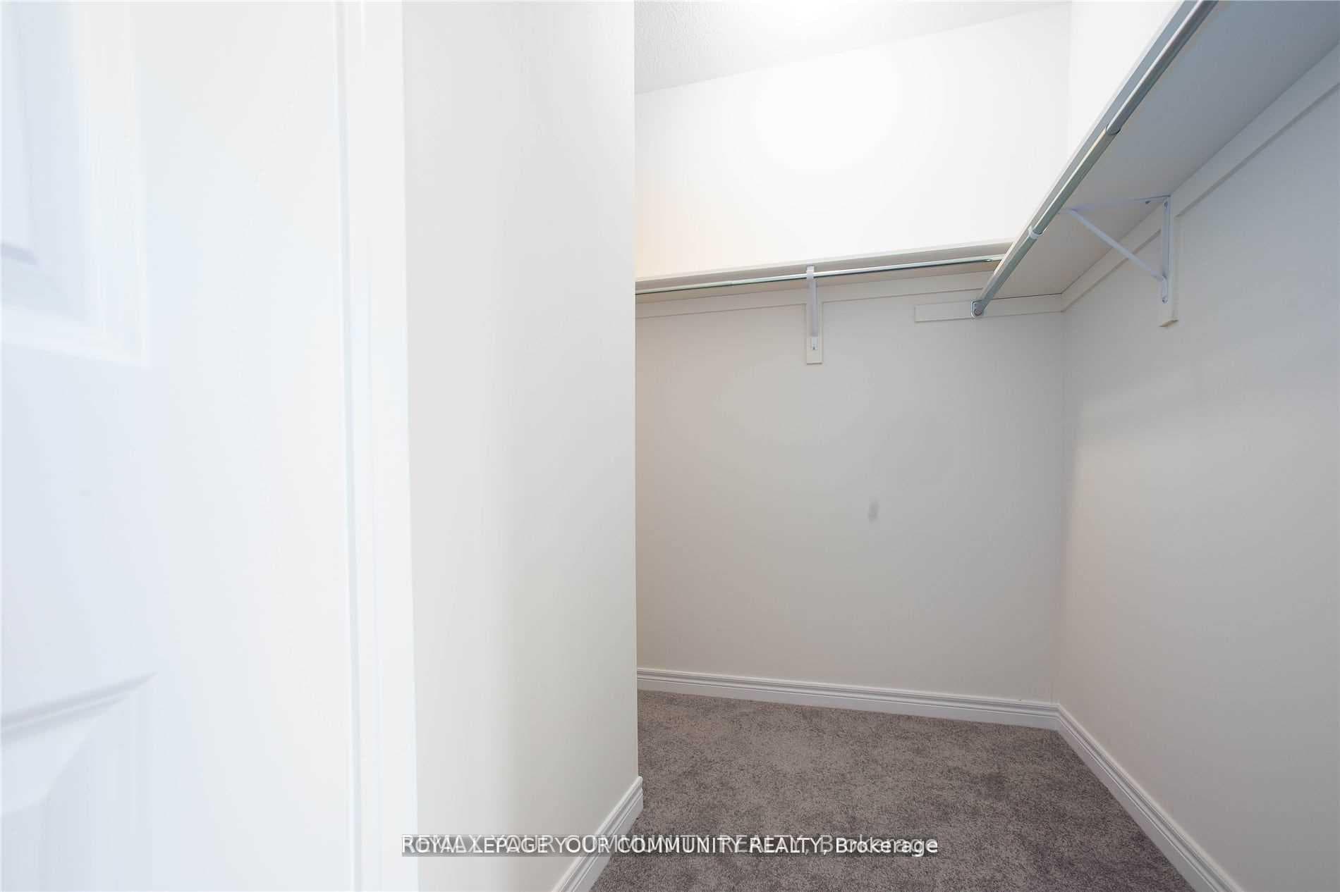 138 Christine Elliott Avenue photo 16