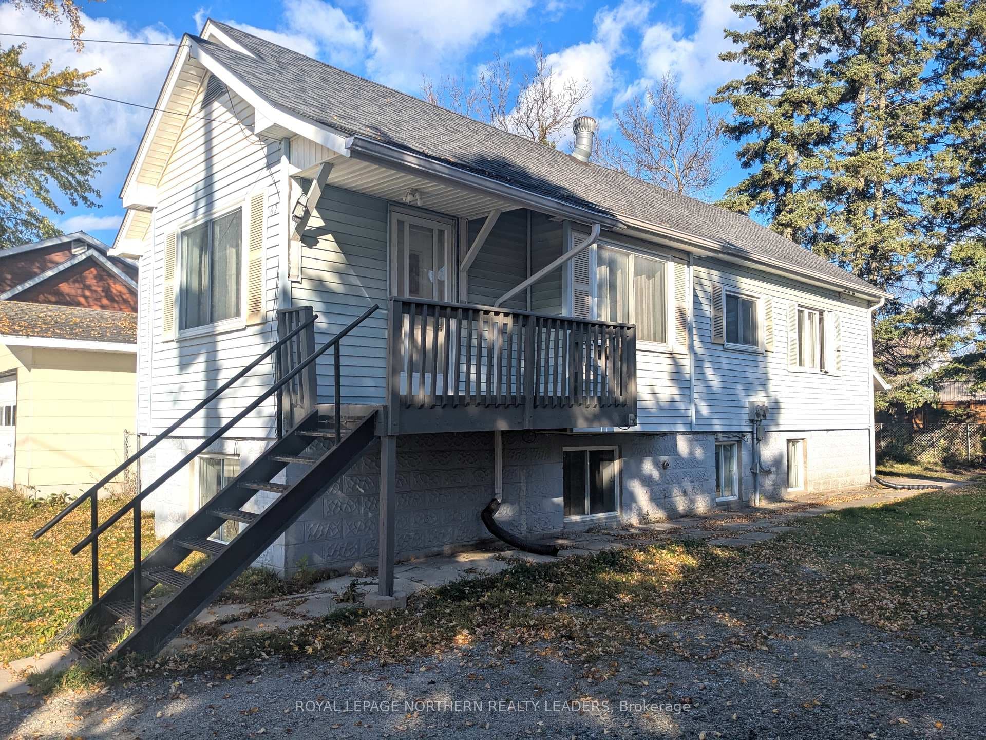 62 Powell Avenue photo 24