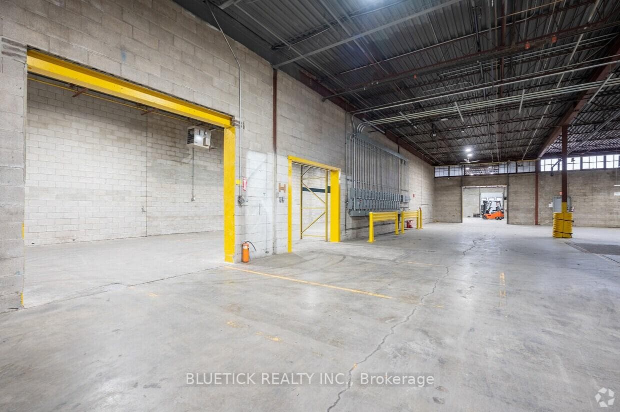 25 Tangiers Road Unit 3 photo 5