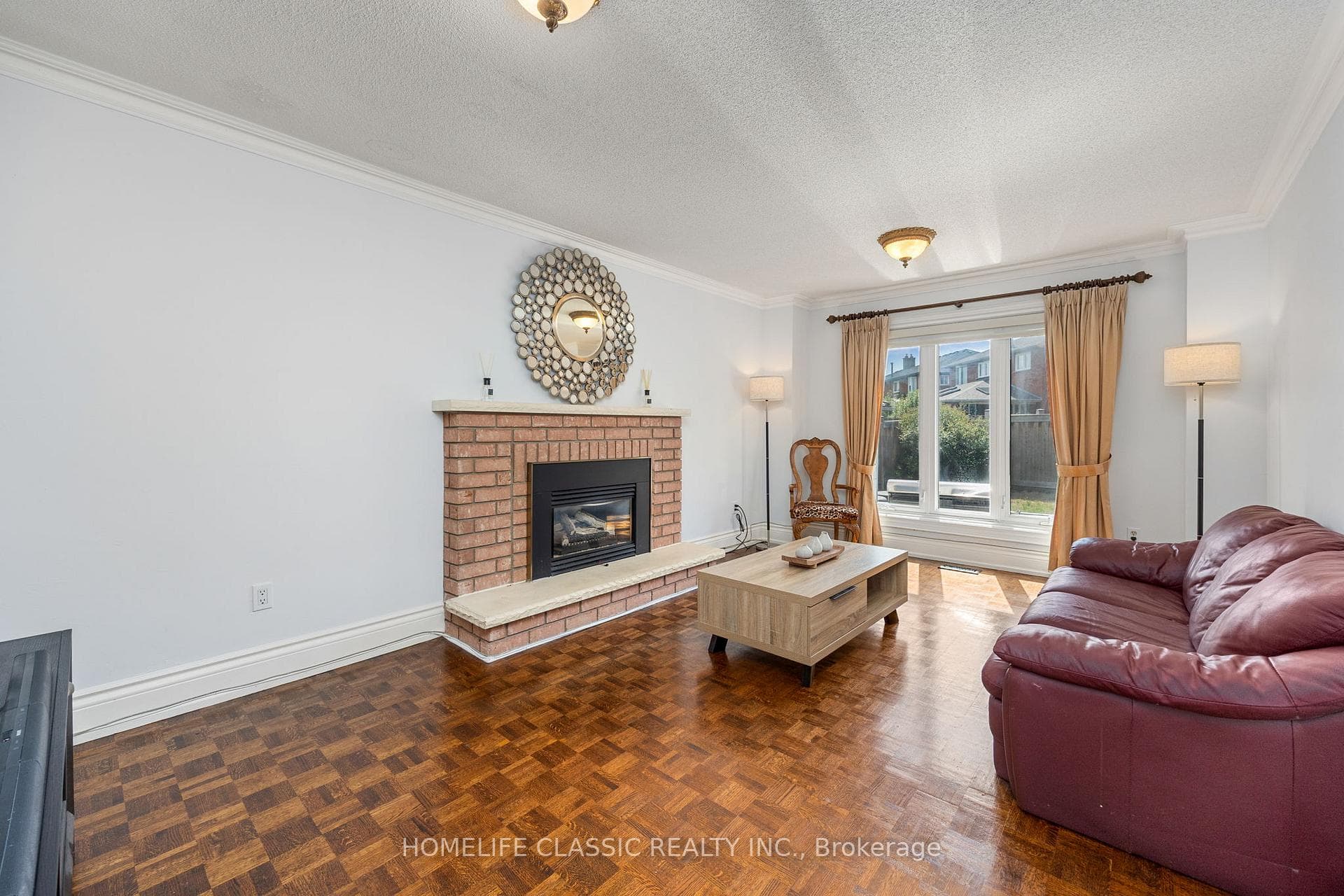 133 Medallion Boulevard photo 15